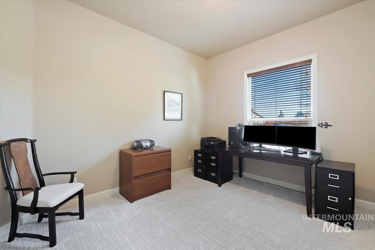 2804 S Island Dr, Nampa, Idaho 83686-4912, 4 Bedrooms, 2.5 Bathrooms, Residential For Sale, Price $789,900,MLS 98967567