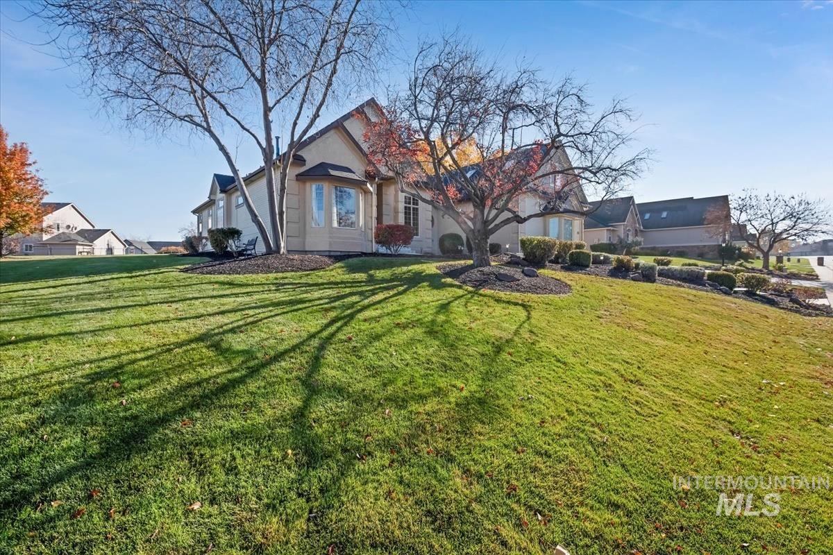 2804 S Island Dr, Nampa, Idaho 83686-4912, 4 Bedrooms, 2.5 Bathrooms, Residential For Sale, Price $789,900,MLS 98967567