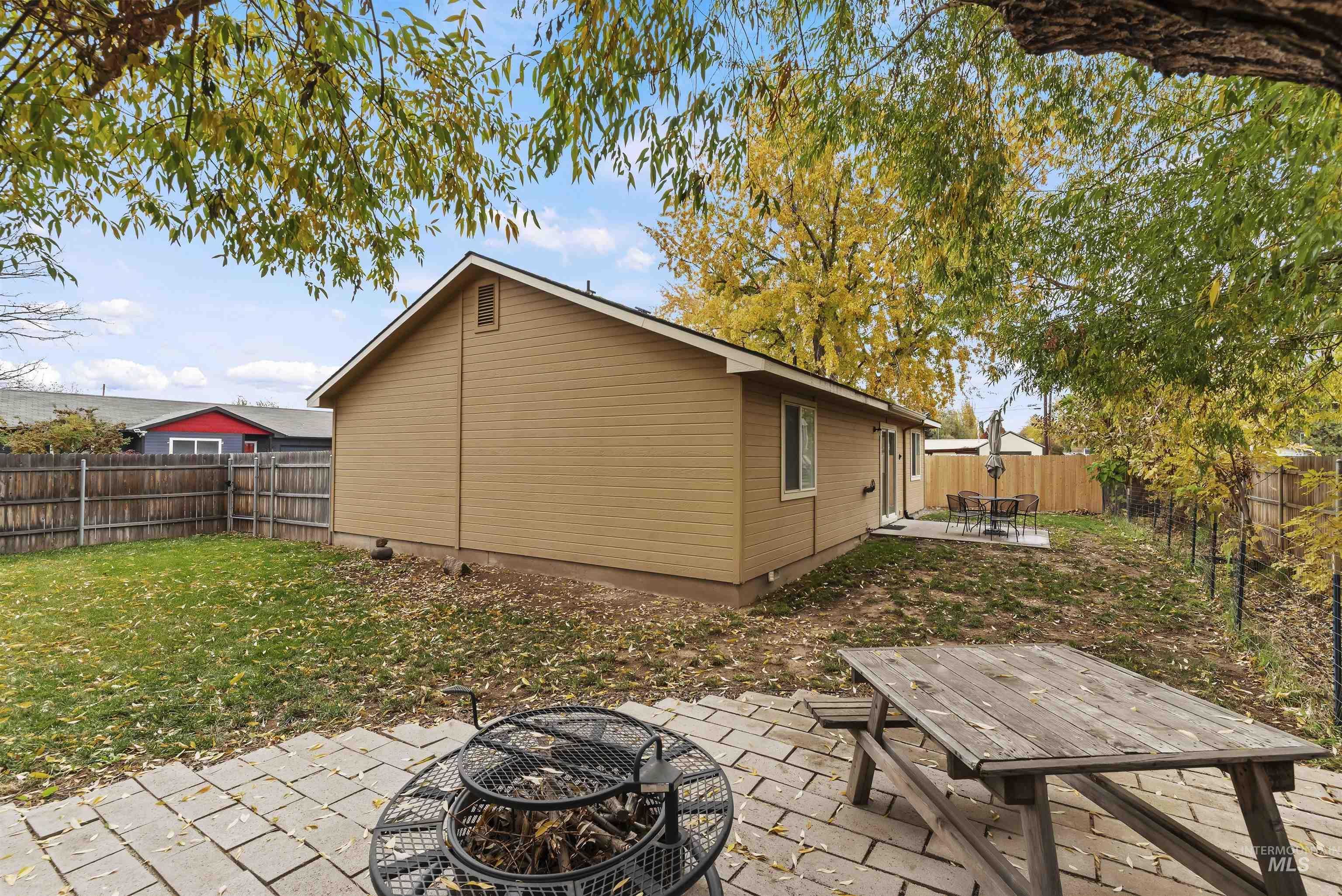 4135 N Christine St, Boise, Idaho 83704, 3 Bedrooms, 1 Bathroom, Residential For Sale, Price $369,900,MLS 98967571