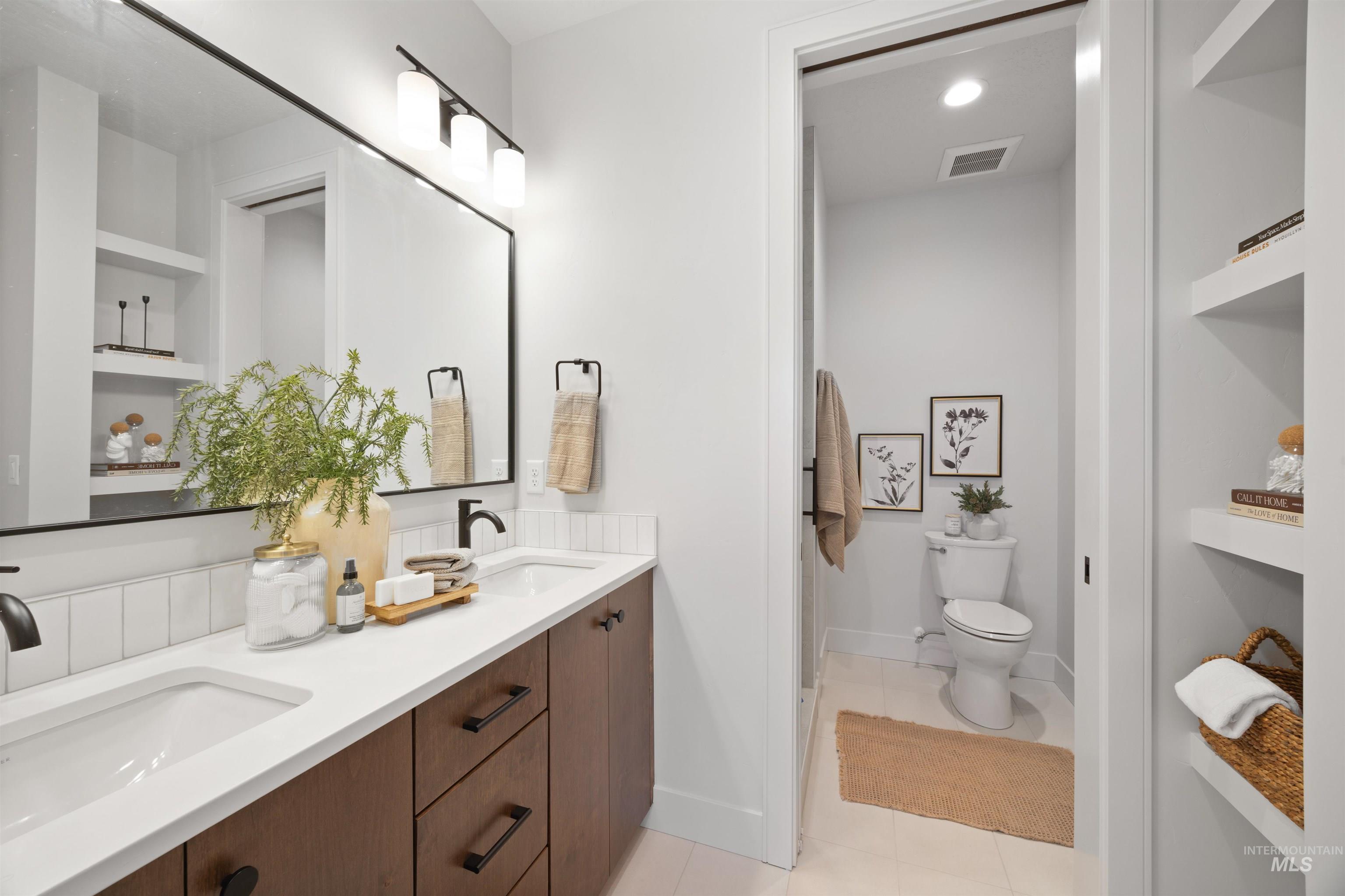 2187 N Palaestra Ave, Eagle, Idaho 83616, 4 Bedrooms, 2.5 Bathrooms, Residential For Sale, Price $989,900,MLS 98967578