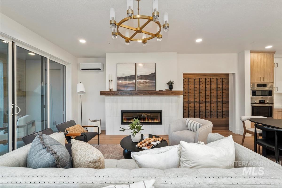 3219 W Moore, Boise, Idaho 83702, 3 Bedrooms, 3.5 Bathrooms, Residential For Sale, Price $899,900,MLS 98967587