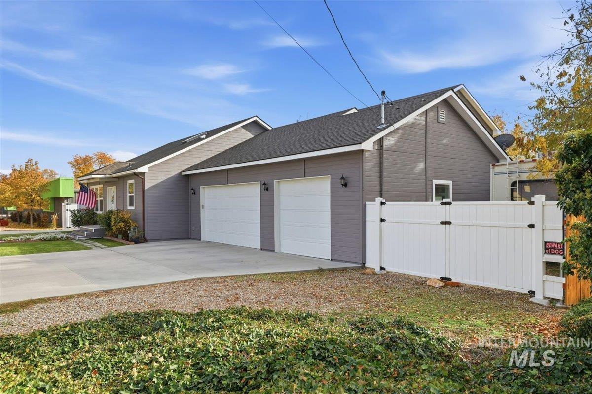 7501 W Swift Ln, Boise, Idaho 83704, 7 Bedrooms, 4.5 Bathrooms, Residential For Sale, Price $1,277,700,MLS 98967588