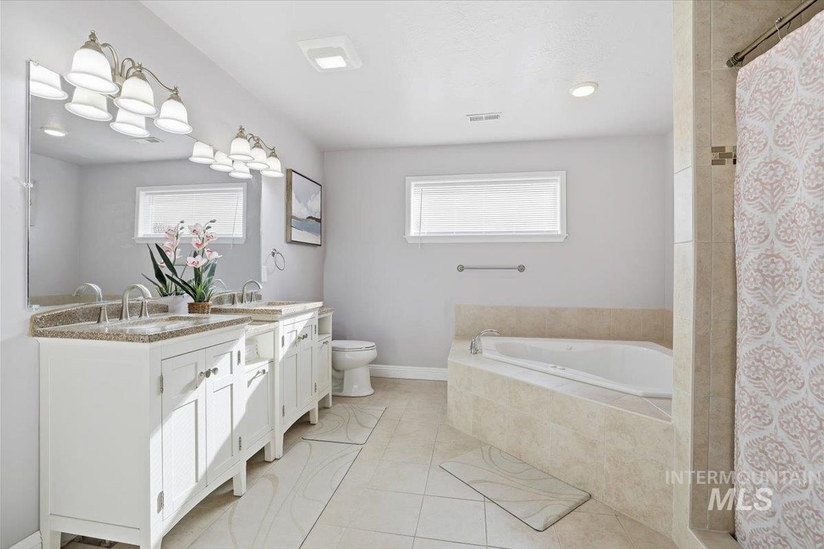 7501 W Swift Ln, Boise, Idaho 83704, 7 Bedrooms, 4.5 Bathrooms, Residential For Sale, Price $1,277,700,MLS 98967588