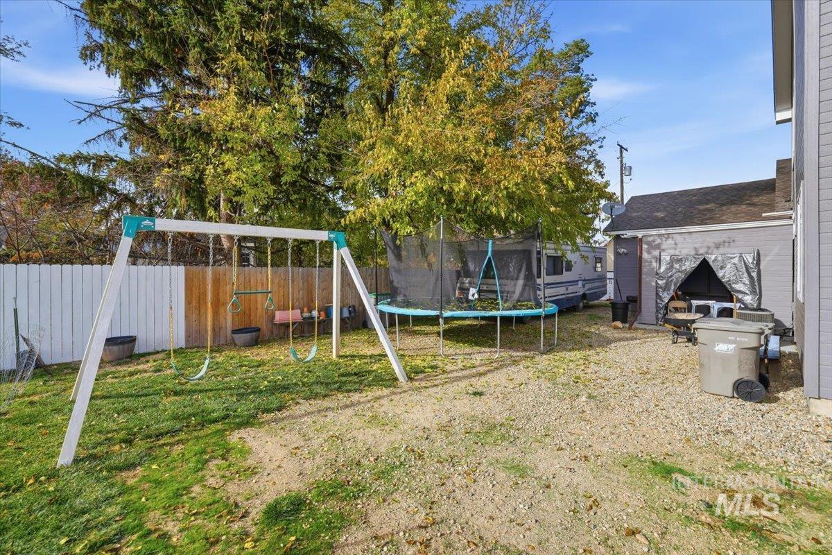7501 W Swift Ln, Boise, Idaho 83704, 7 Bedrooms, 4.5 Bathrooms, Residential For Sale, Price $1,277,700,MLS 98967588