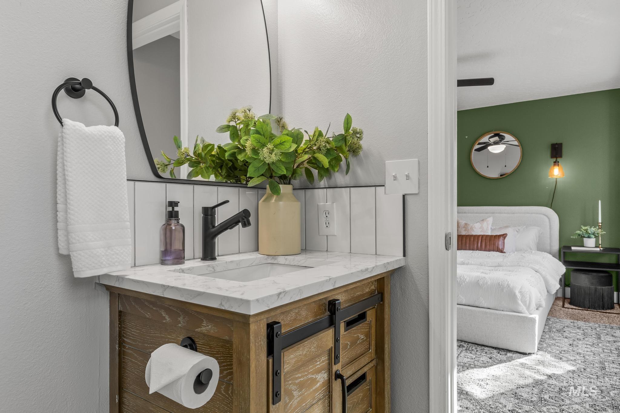 1261 E Oakridge Dr, Boise, Idaho 83716, 4 Bedrooms, 2 Bathrooms, Residential For Sale, Price $517,400,MLS 98967597