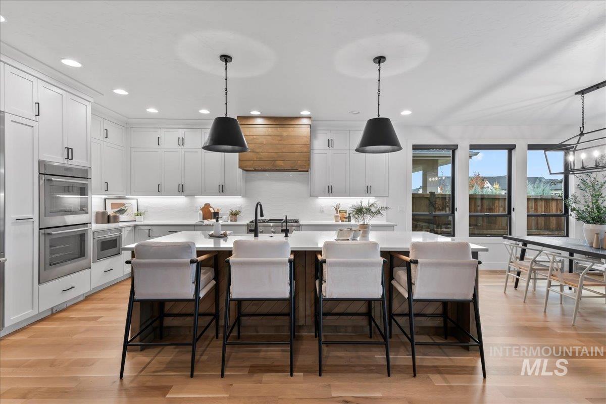 7929 W Deerfawn Ln, Eagle, Idaho 83616, 4 Bedrooms, 3 Bathrooms, Residential For Sale, Price $1,095,000,MLS 98967615