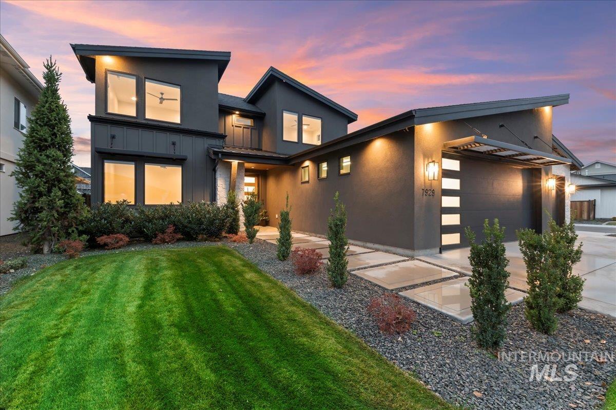 7929 W Deerfawn Ln, Eagle, Idaho 83616, 4 Bedrooms, 3 Bathrooms, Residential For Sale, Price $1,095,000,MLS 98967615