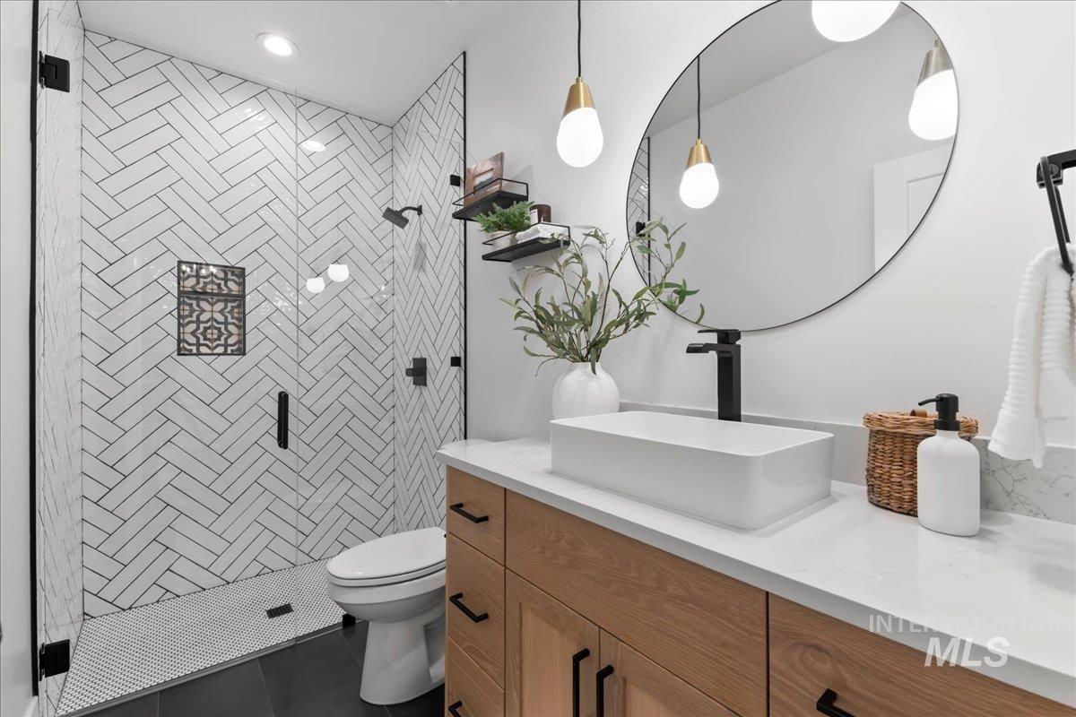 7929 W Deerfawn Ln, Eagle, Idaho 83616, 4 Bedrooms, 3 Bathrooms, Residential For Sale, Price $1,050,000,MLS 98967615