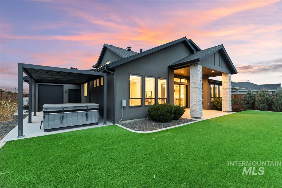 7929 W Deerfawn Ln, Eagle, Idaho 83616, 4 Bedrooms, 3 Bathrooms, Residential For Sale, Price $1,050,000,MLS 98967615