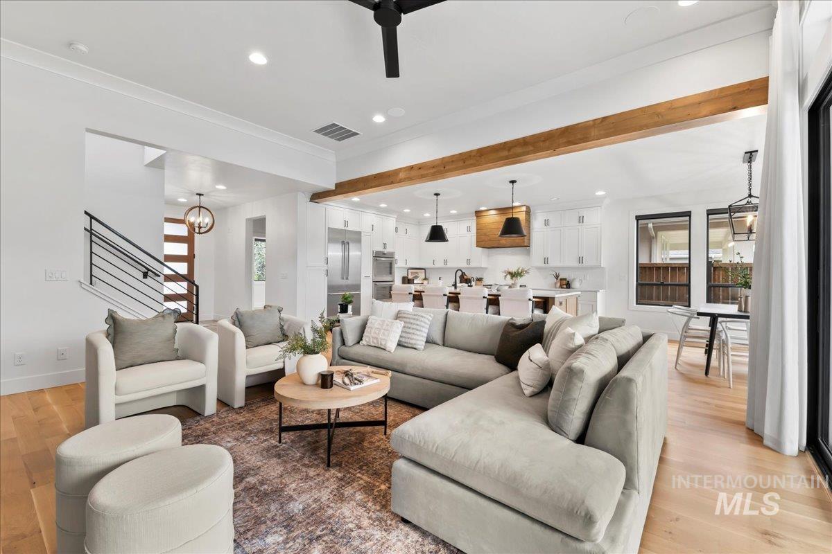 7929 W Deerfawn Ln, Eagle, Idaho 83616, 4 Bedrooms, 3 Bathrooms, Residential For Sale, Price $1,050,000,MLS 98967615