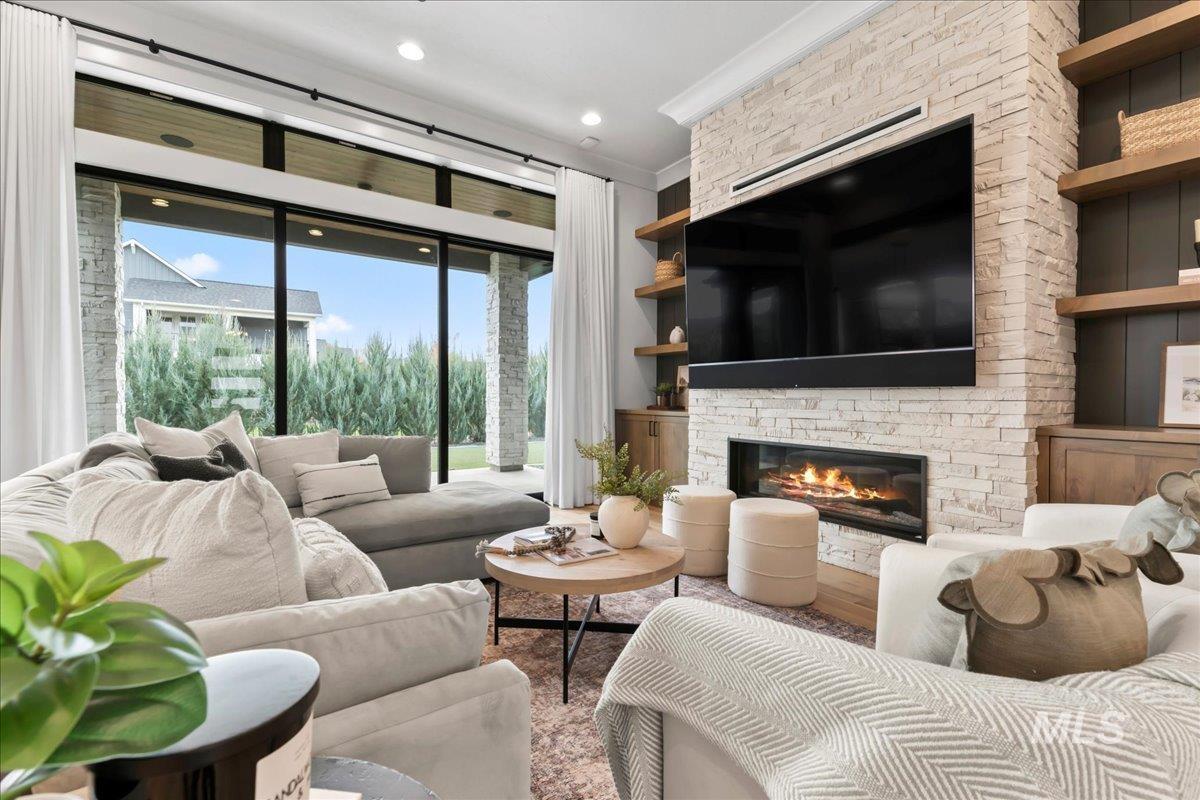 7929 W Deerfawn Ln, Eagle, Idaho 83616, 4 Bedrooms, 3 Bathrooms, Residential For Sale, Price $1,095,000,MLS 98967615