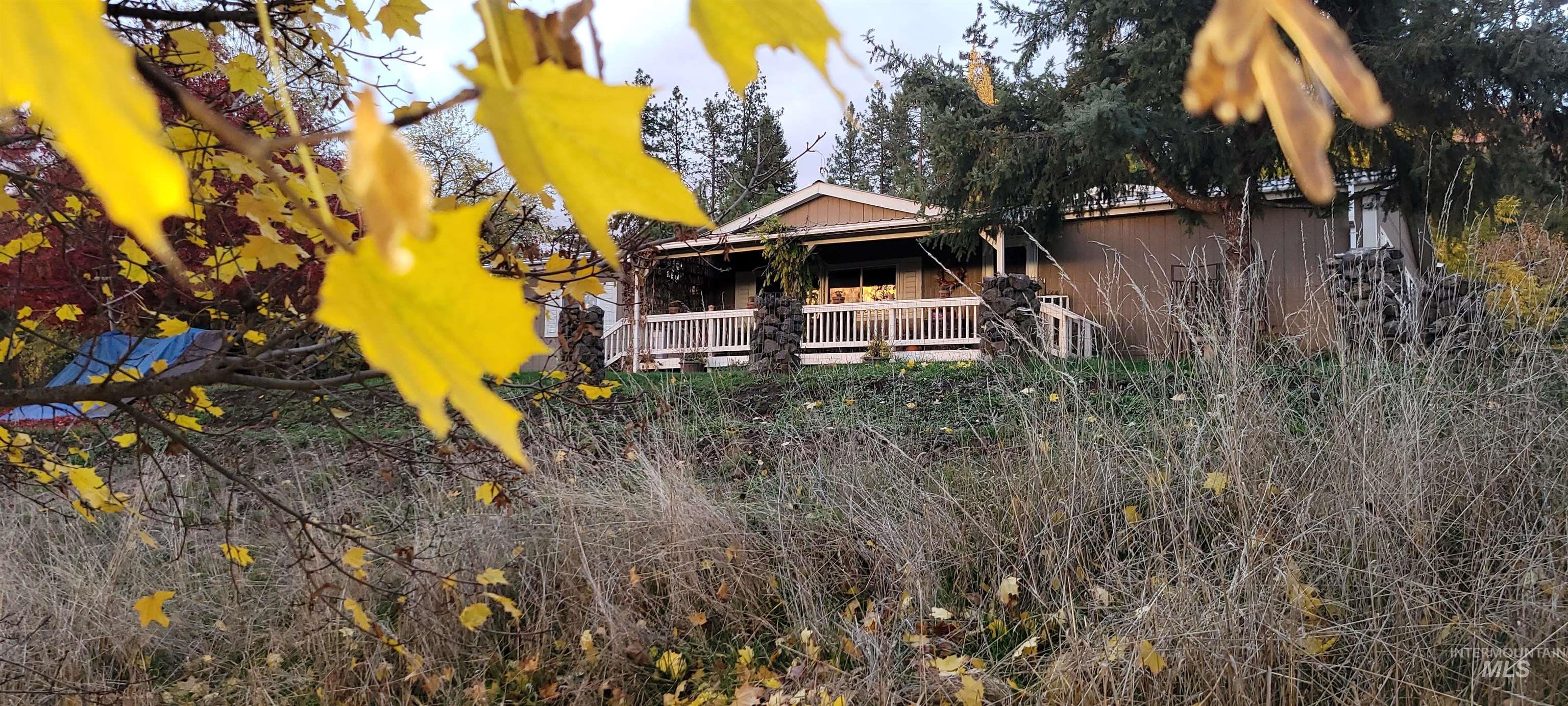 204 Larradon Dr, Kamiah, Idaho 83536, 4 Bedrooms, 2 Bathrooms, Residential For Sale, Price $420,000,MLS 98967618