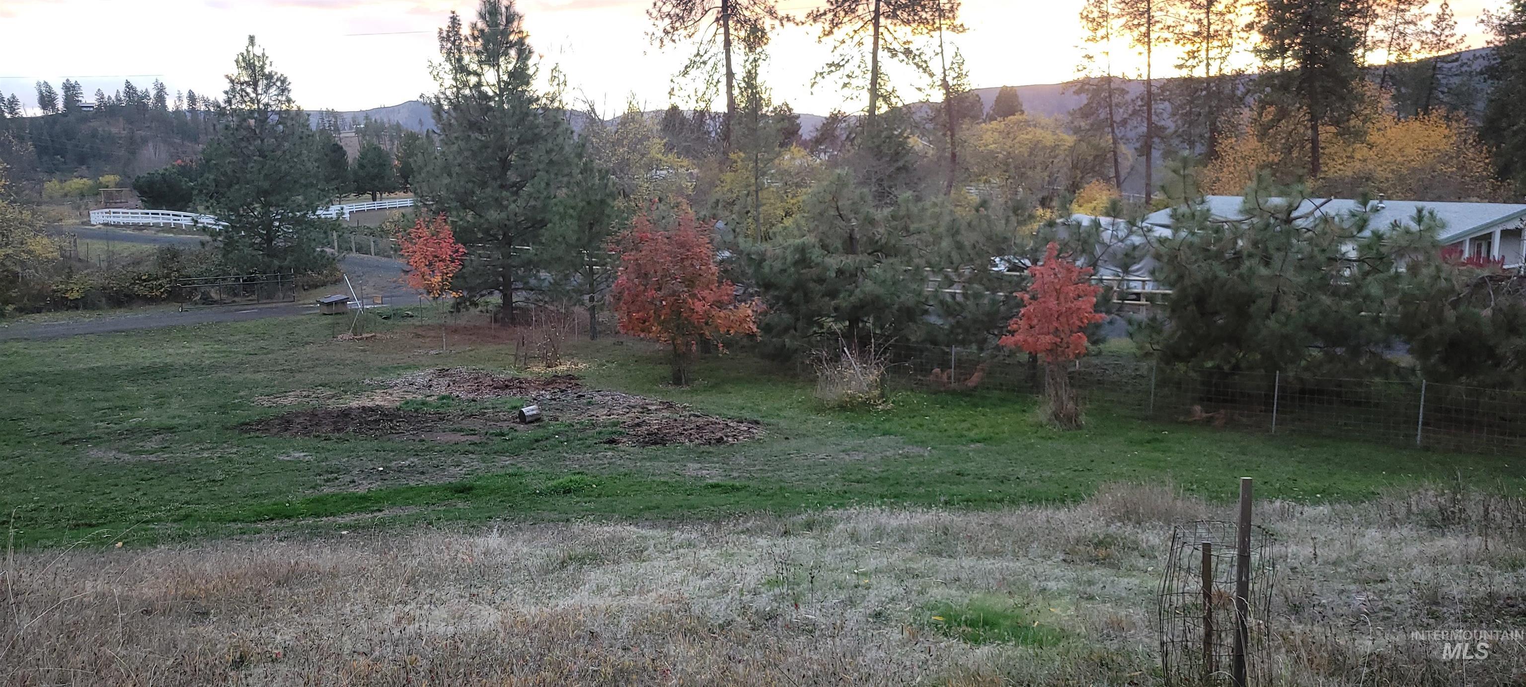 204 Larradon Dr, Kamiah, Idaho 83536, 4 Bedrooms, 2 Bathrooms, Residential For Sale, Price $399,000,MLS 98967618