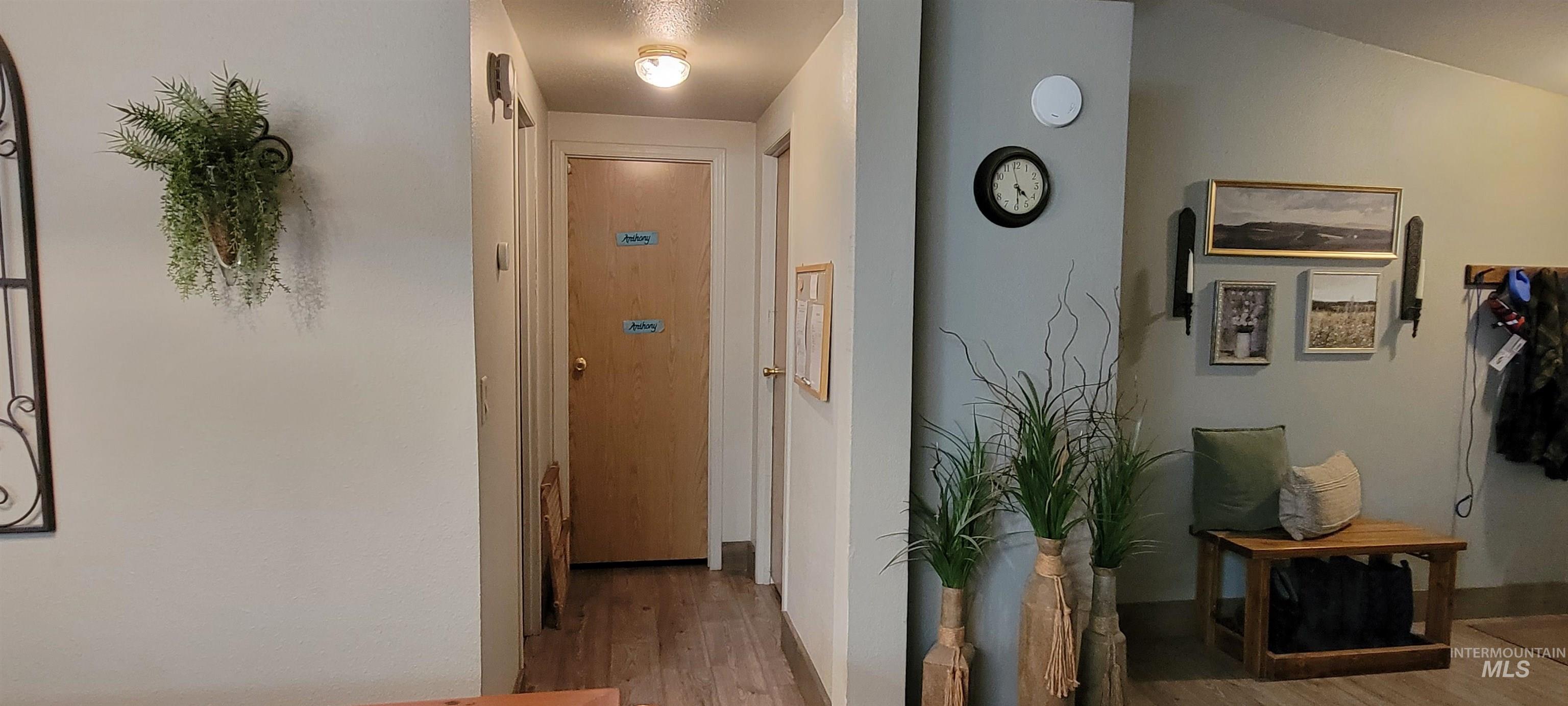 204 Larradon Dr, Kamiah, Idaho 83536, 4 Bedrooms, 2 Bathrooms, Residential For Sale, Price $420,000,MLS 98967618