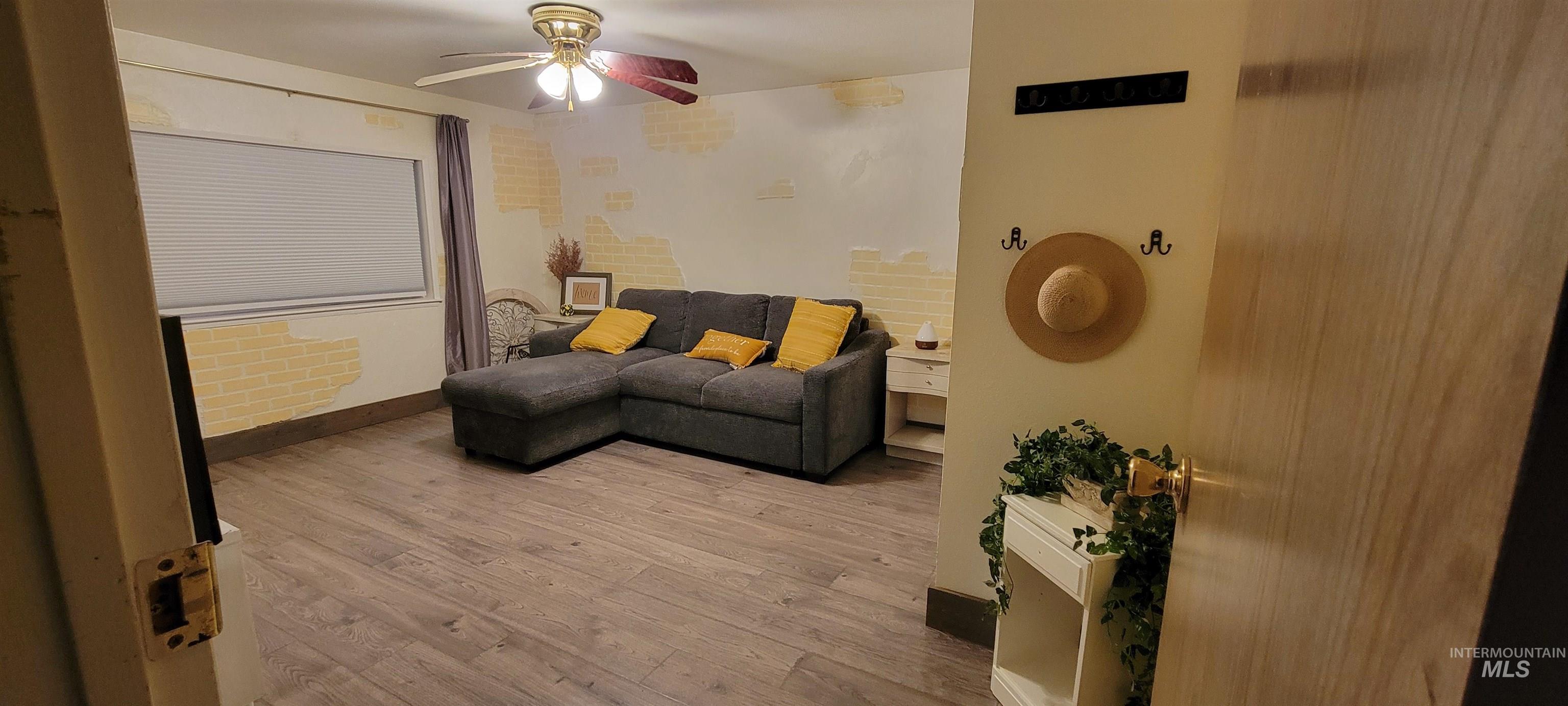 204 Larradon Dr, Kamiah, Idaho 83536, 4 Bedrooms, 2 Bathrooms, Residential For Sale, Price $420,000,MLS 98967618