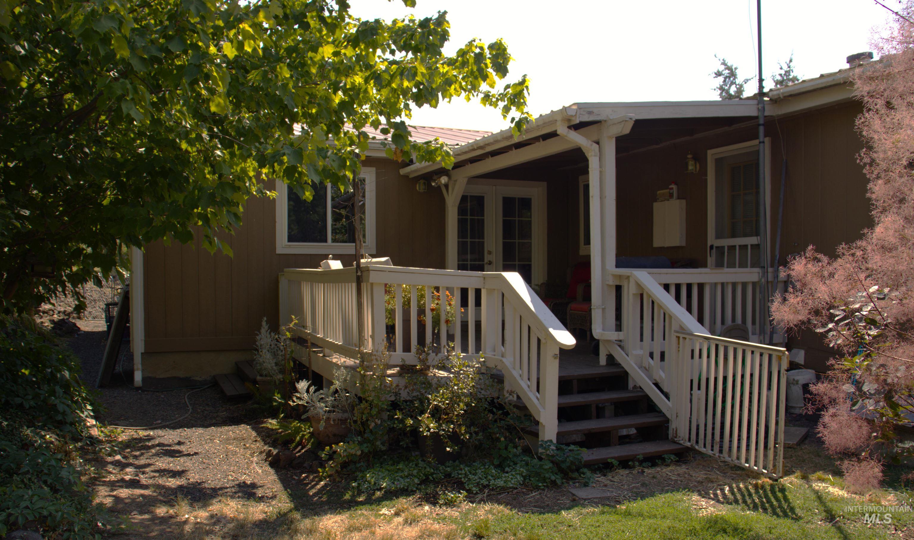 204 Larradon Dr, Kamiah, Idaho 83536, 4 Bedrooms, 2 Bathrooms, Residential For Sale, Price $399,000,MLS 98967618