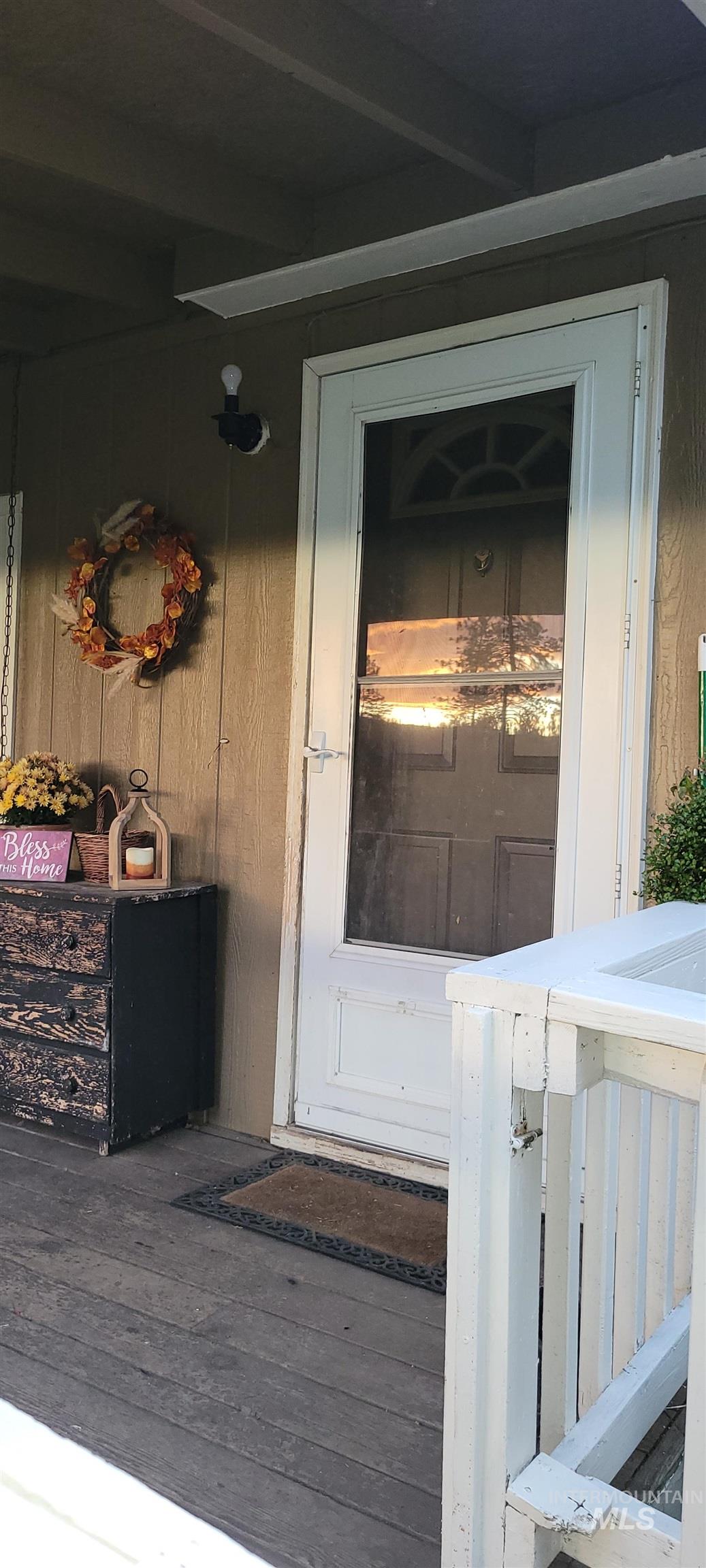 204 Larradon Dr, Kamiah, Idaho 83536, 4 Bedrooms, 2 Bathrooms, Residential For Sale, Price $420,000,MLS 98967618