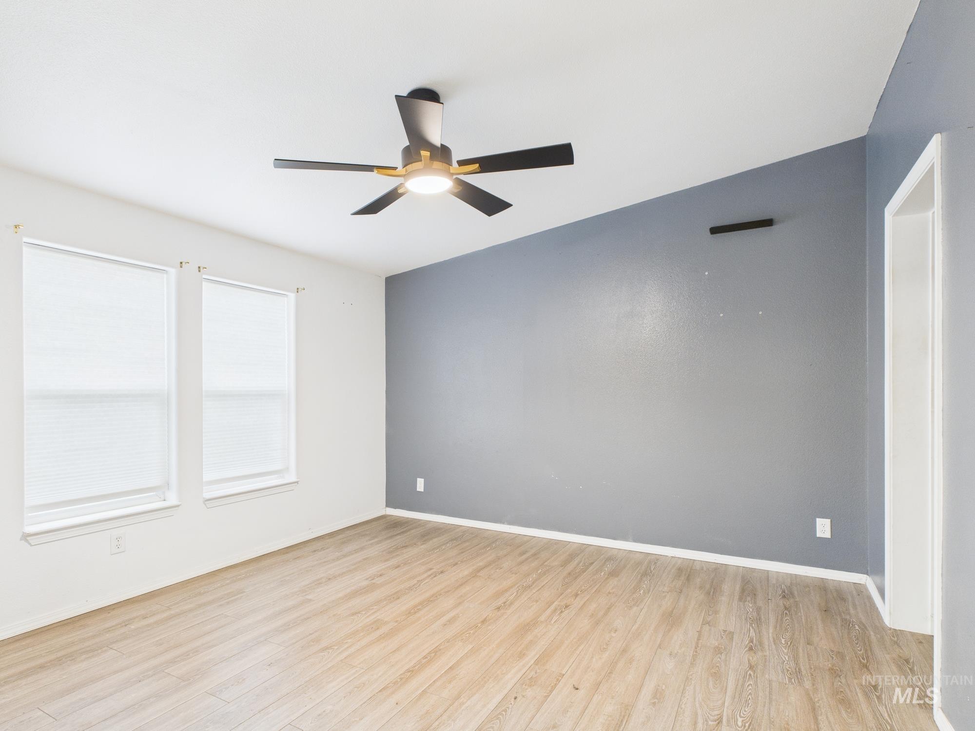 402 29th St., Lewiston, Idaho 83501, 3 Bedrooms, 2 Bathrooms, Residential For Sale, Price $325,000,MLS 98967623