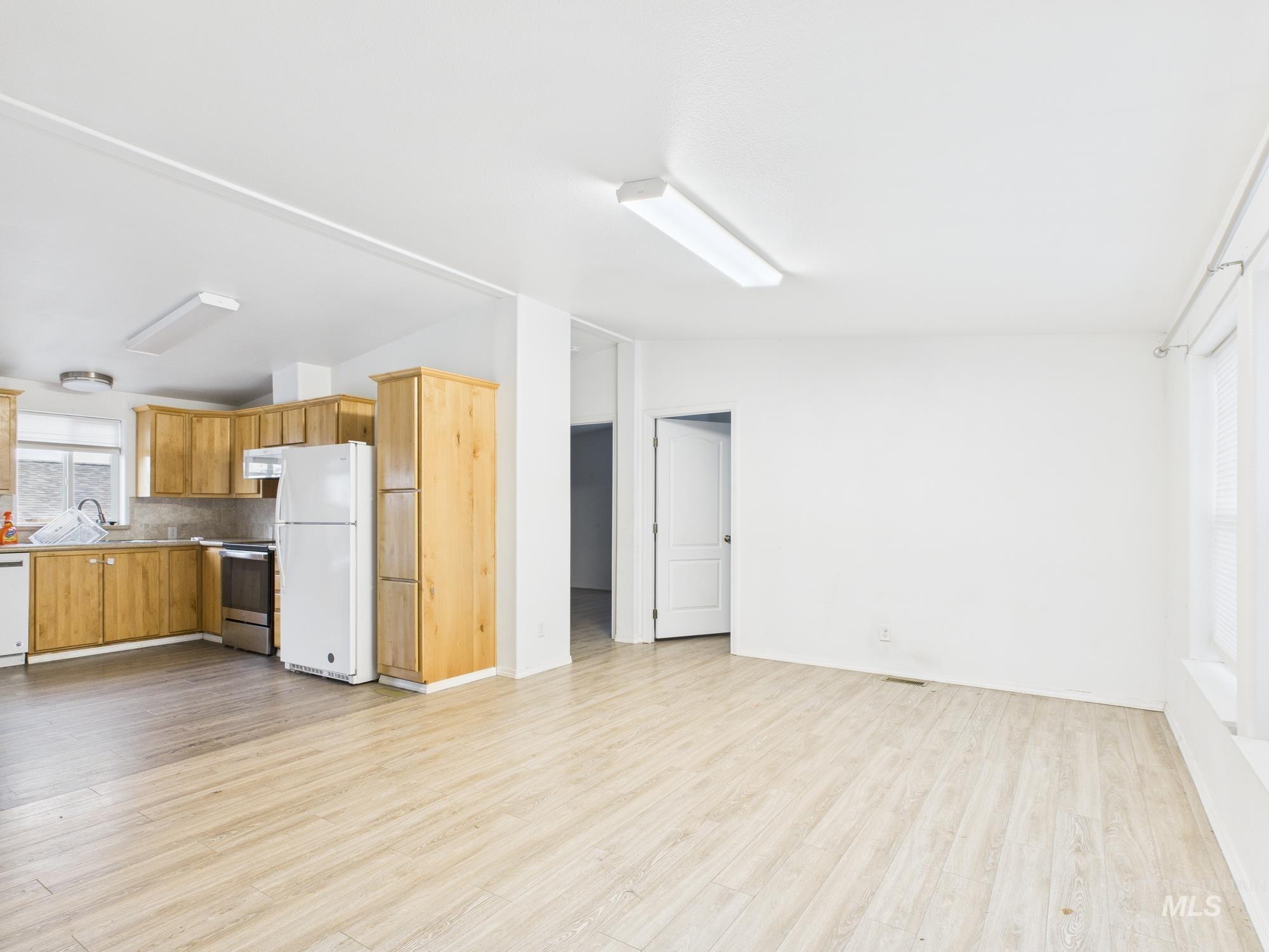 402 29th St., Lewiston, Idaho 83501, 3 Bedrooms, 2 Bathrooms, Residential For Sale, Price $325,000,MLS 98967623