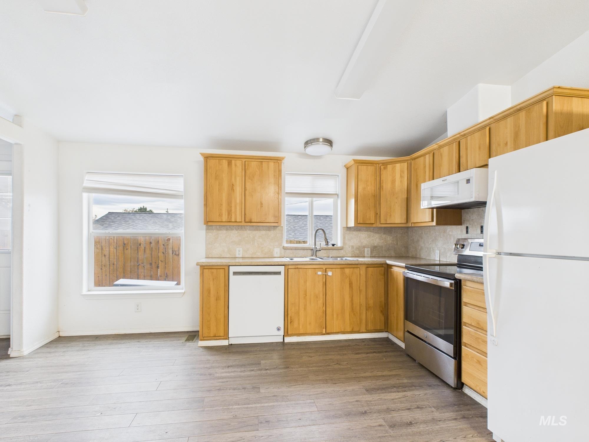 402 29th St., Lewiston, Idaho 83501, 3 Bedrooms, 2 Bathrooms, Residential For Sale, Price $325,000,MLS 98967623