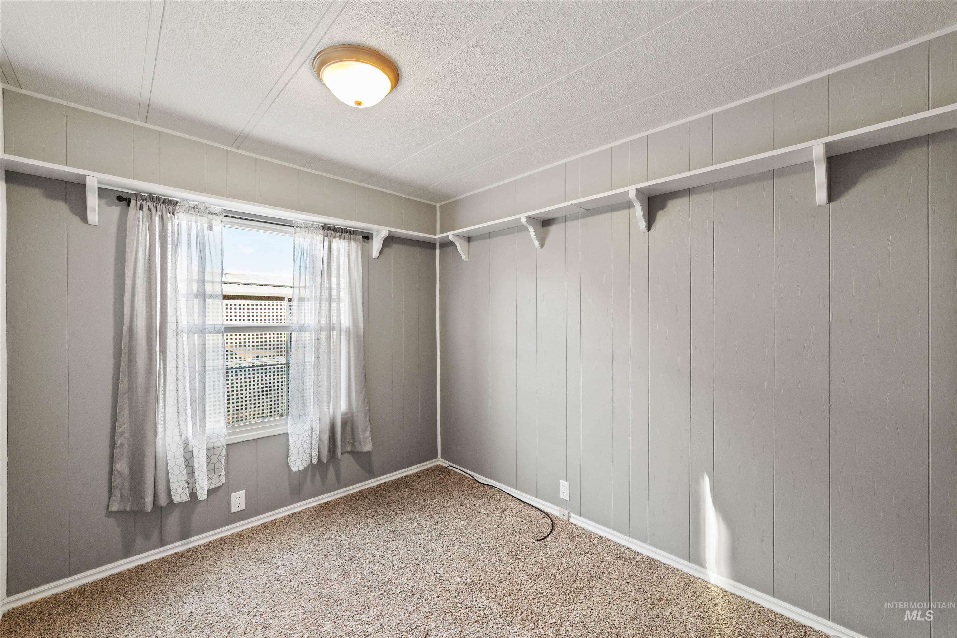 241 N. Checola Circle, Boise, Idaho 83713, 2 Bedrooms, 2 Bathrooms, Residential For Sale, Price $99,000,MLS 98967632