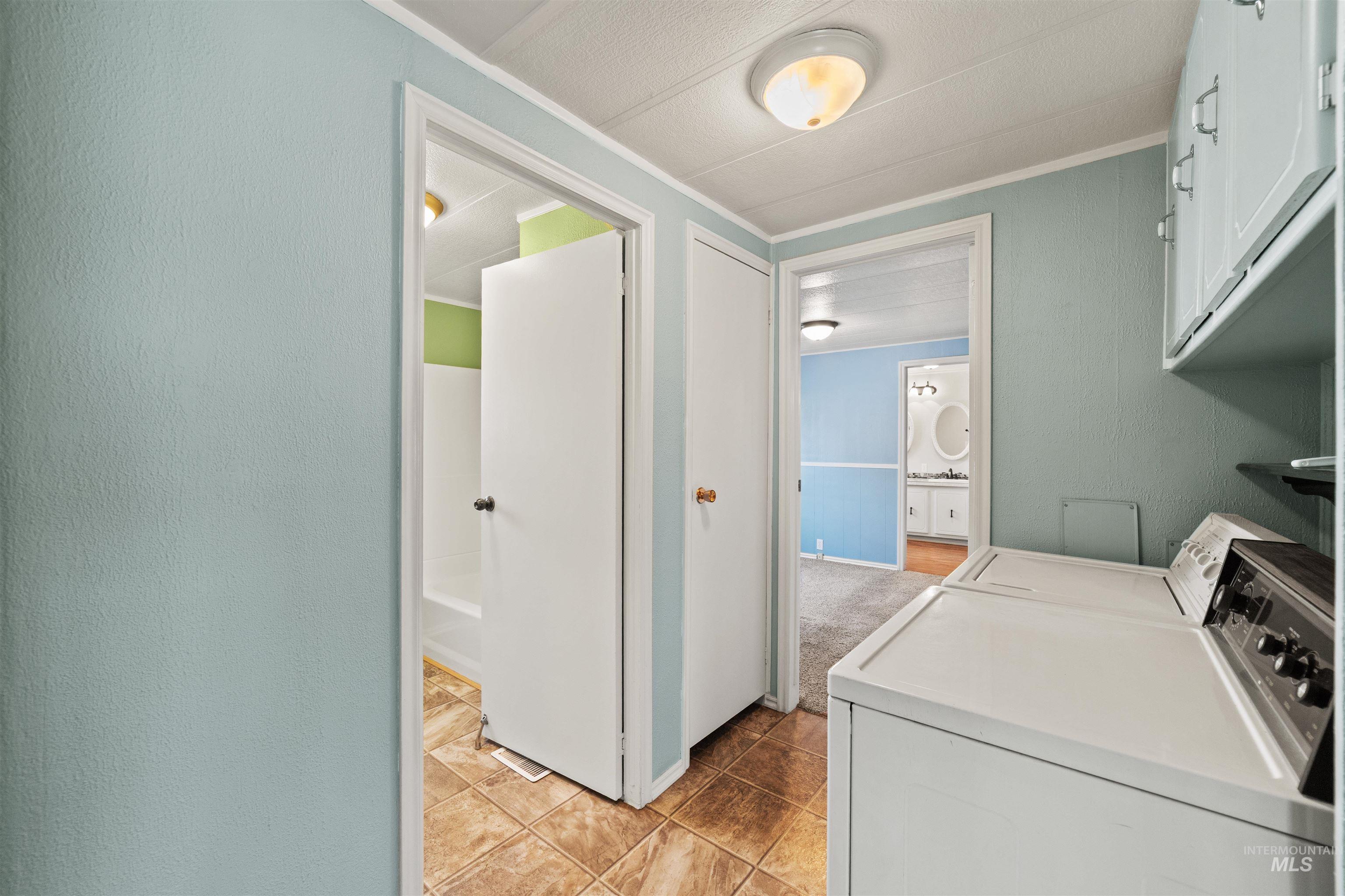 241 N. Checola Circle, Boise, Idaho 83713, 2 Bedrooms, 2 Bathrooms, Residential For Sale, Price $99,000,MLS 98967632