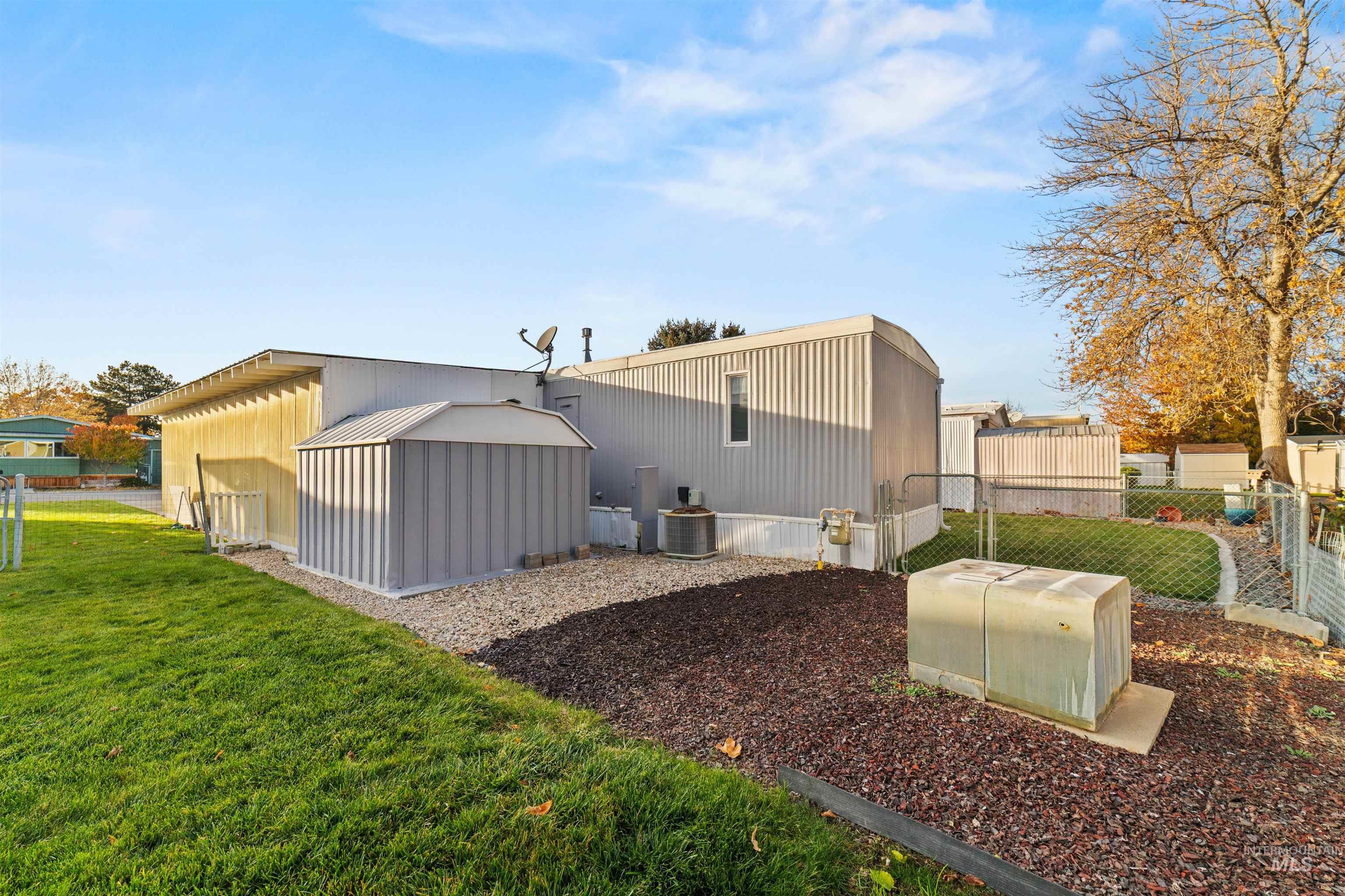 241 N. Checola Circle, Boise, Idaho 83713, 2 Bedrooms, 2 Bathrooms, Residential For Sale, Price $99,000,MLS 98967632