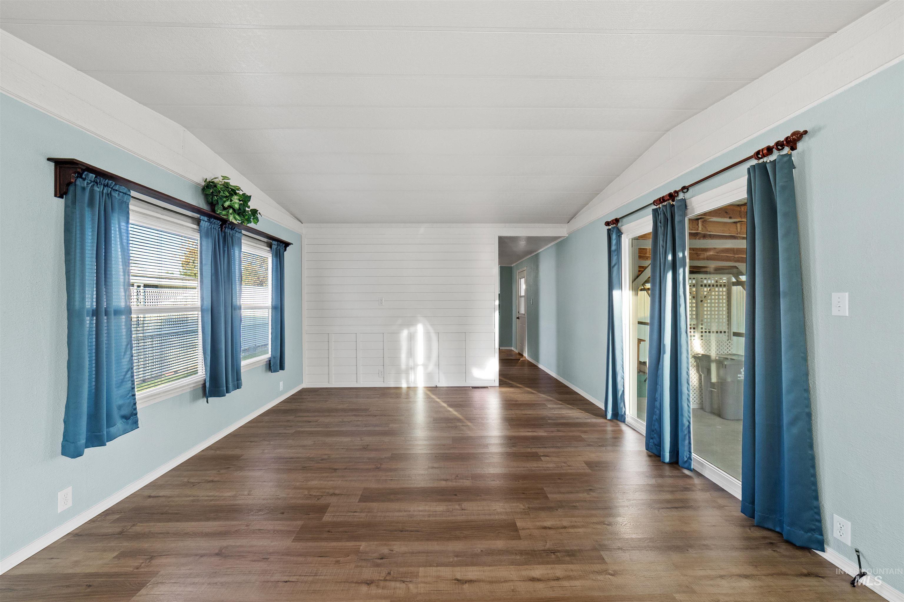 241 N. Checola Circle, Boise, Idaho 83713, 2 Bedrooms, 2 Bathrooms, Residential For Sale, Price $99,000,MLS 98967632