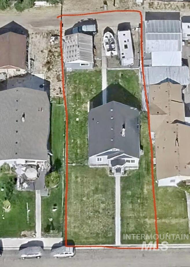 107 Maple St, Nampa, Idaho 83686, 2 Bedrooms, 1 Bathroom, Residential For Sale, Price $320,000,MLS 98967645