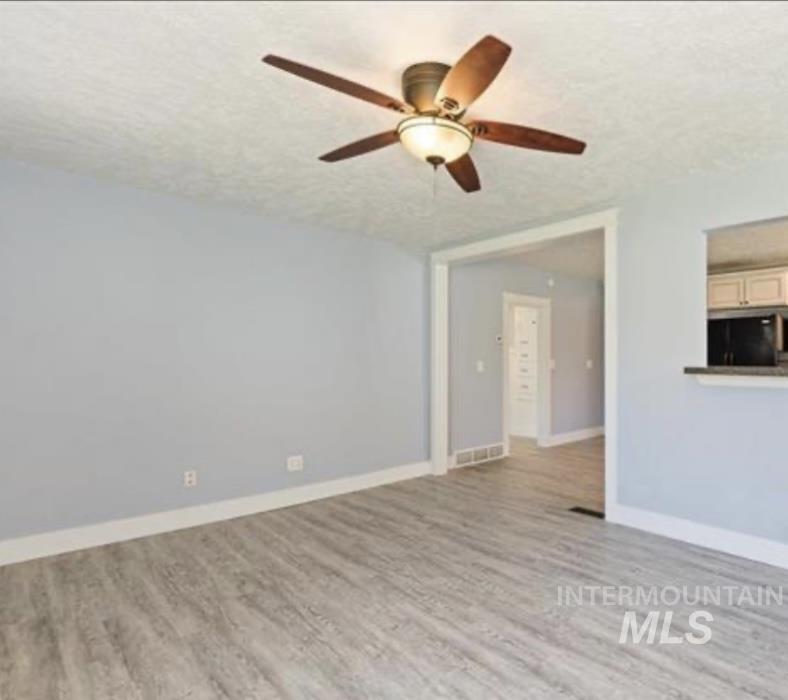 107 Maple St, Nampa, Idaho 83686, 2 Bedrooms, 1 Bathroom, Residential For Sale, Price $320,000,MLS 98967645