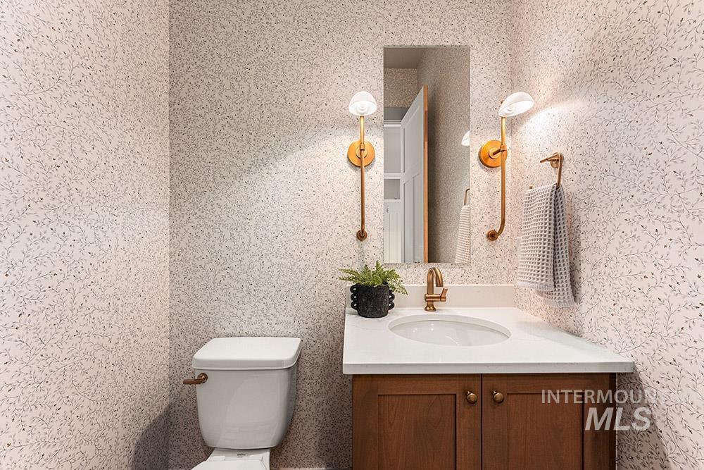 840 N Danville Ave, Eagle, Idaho 83616, 4 Bedrooms, 3.5 Bathrooms, Residential For Sale, Price $1,169,900,MLS 98967652