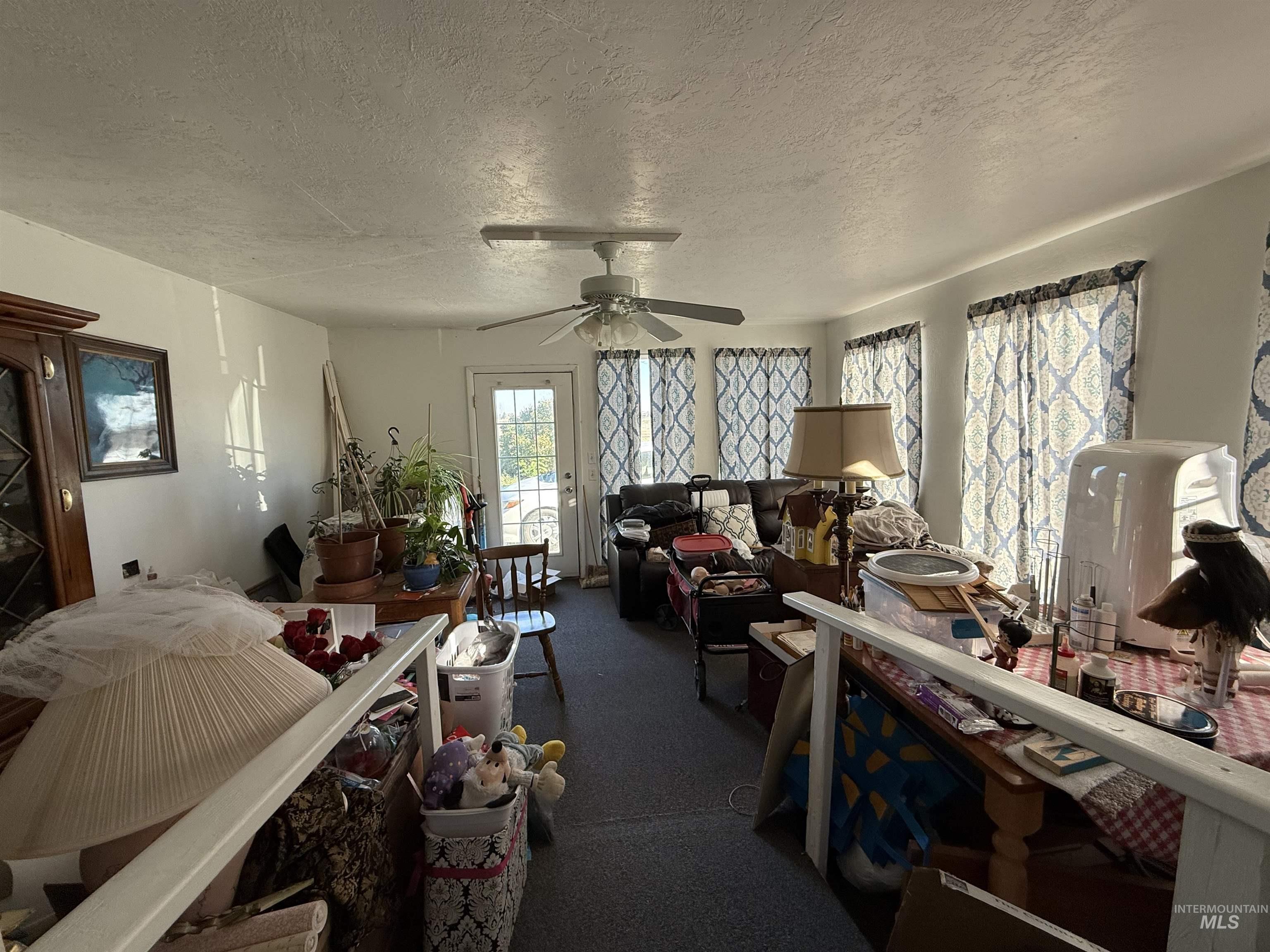 19241 Homedale Rd, Caldwell, Idaho 83605, 2 Bedrooms, 2 Bathrooms, Residential For Sale, Price $525,000,MLS 98967654