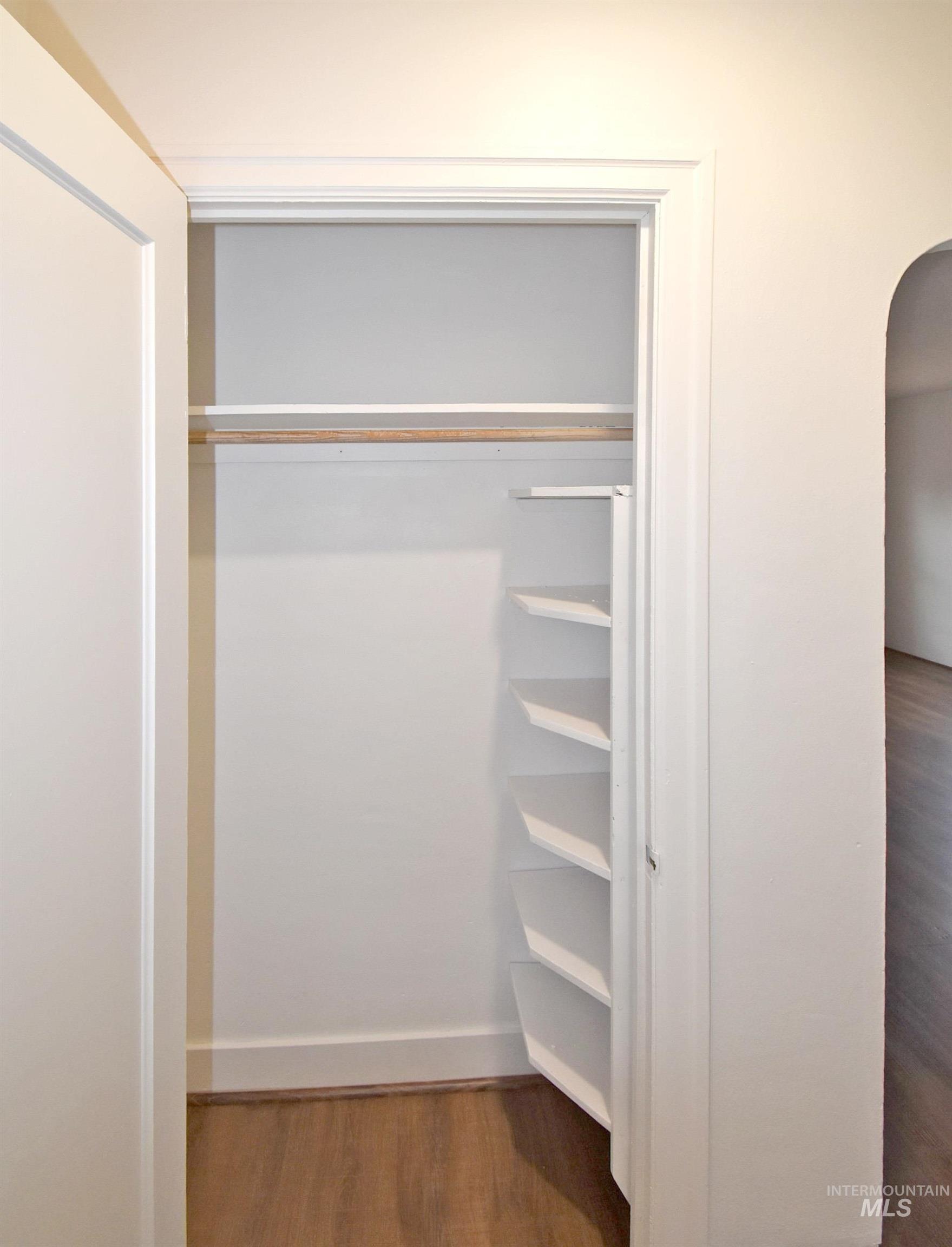 713-715 4th Street, Clarkston, Washington 99403, 2 Bedrooms, 1 Bathroom, Residential Income For Sale, Price $335,000,MLS 98967656