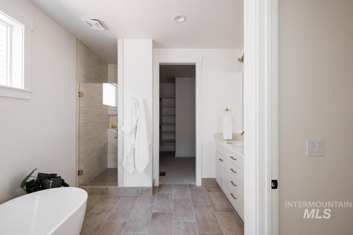 2523 E Tenzing Dr, Meridian, Idaho 83642, 4 Bedrooms, 3.5 Bathrooms, Residential For Sale, Price $849,900,MLS 98967669