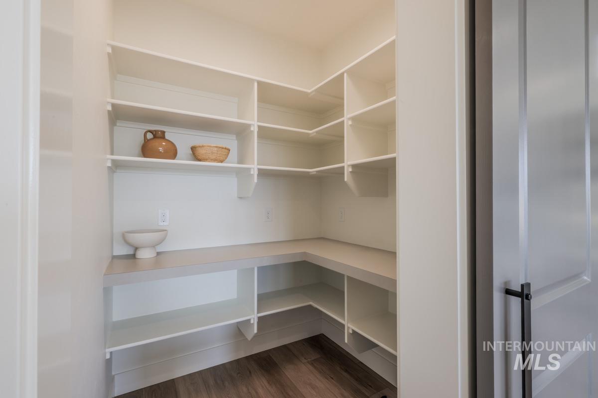 2523 E Tenzing Dr, Meridian, Idaho 83642, 4 Bedrooms, 3.5 Bathrooms, Residential For Sale, Price $849,900,MLS 98967669