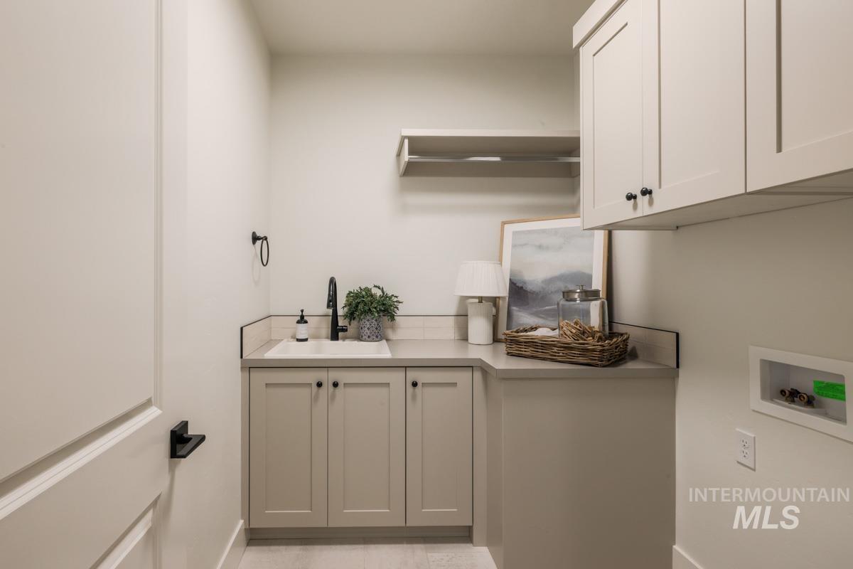 2523 E Tenzing Dr, Meridian, Idaho 83642, 4 Bedrooms, 3.5 Bathrooms, Residential For Sale, Price $849,900,MLS 98967669