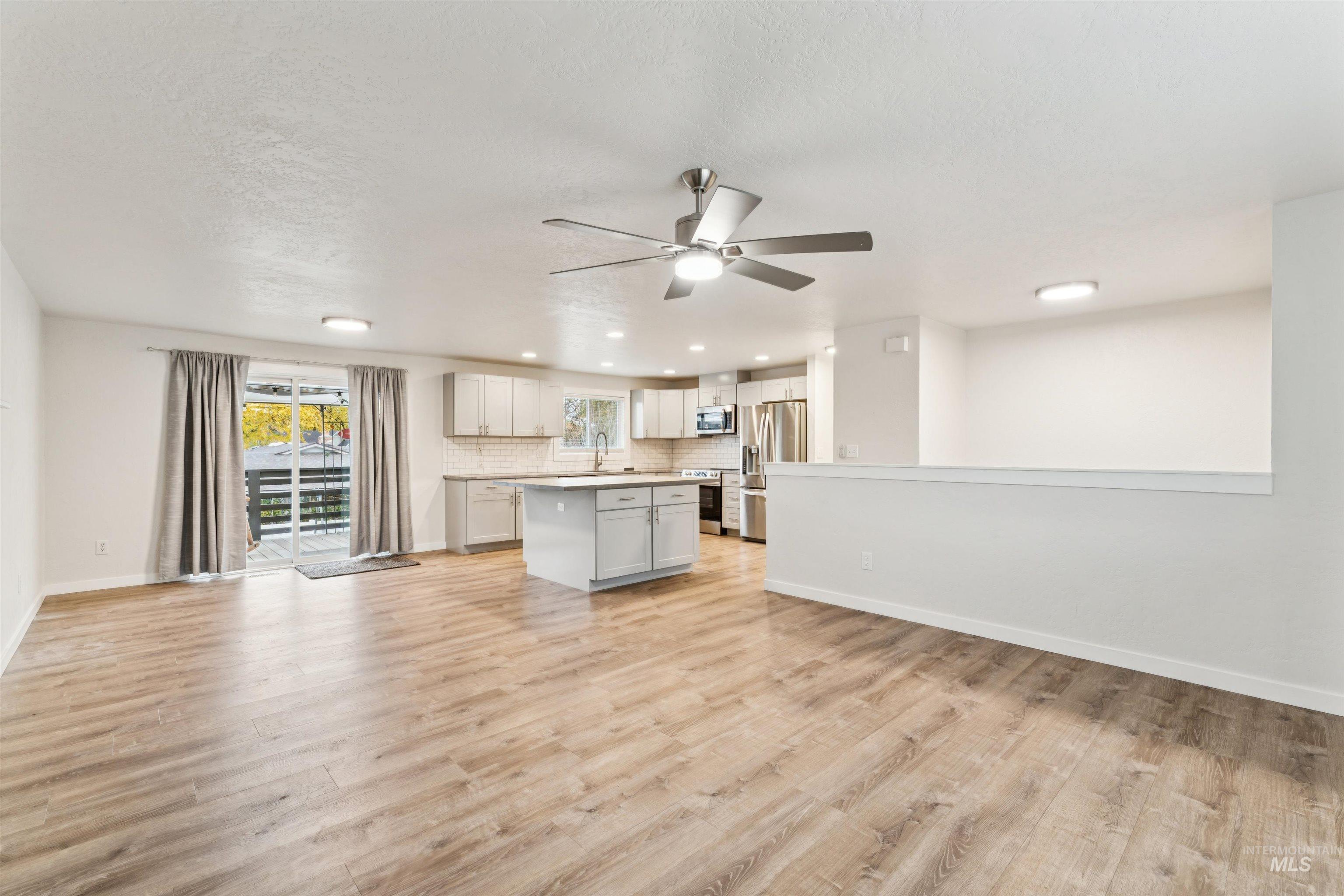 4811 N Leather Way, Boise, Idaho 83713-1847, 4 Bedrooms, 3 Bathrooms, Residential For Sale, Price $545,000,MLS 98967670