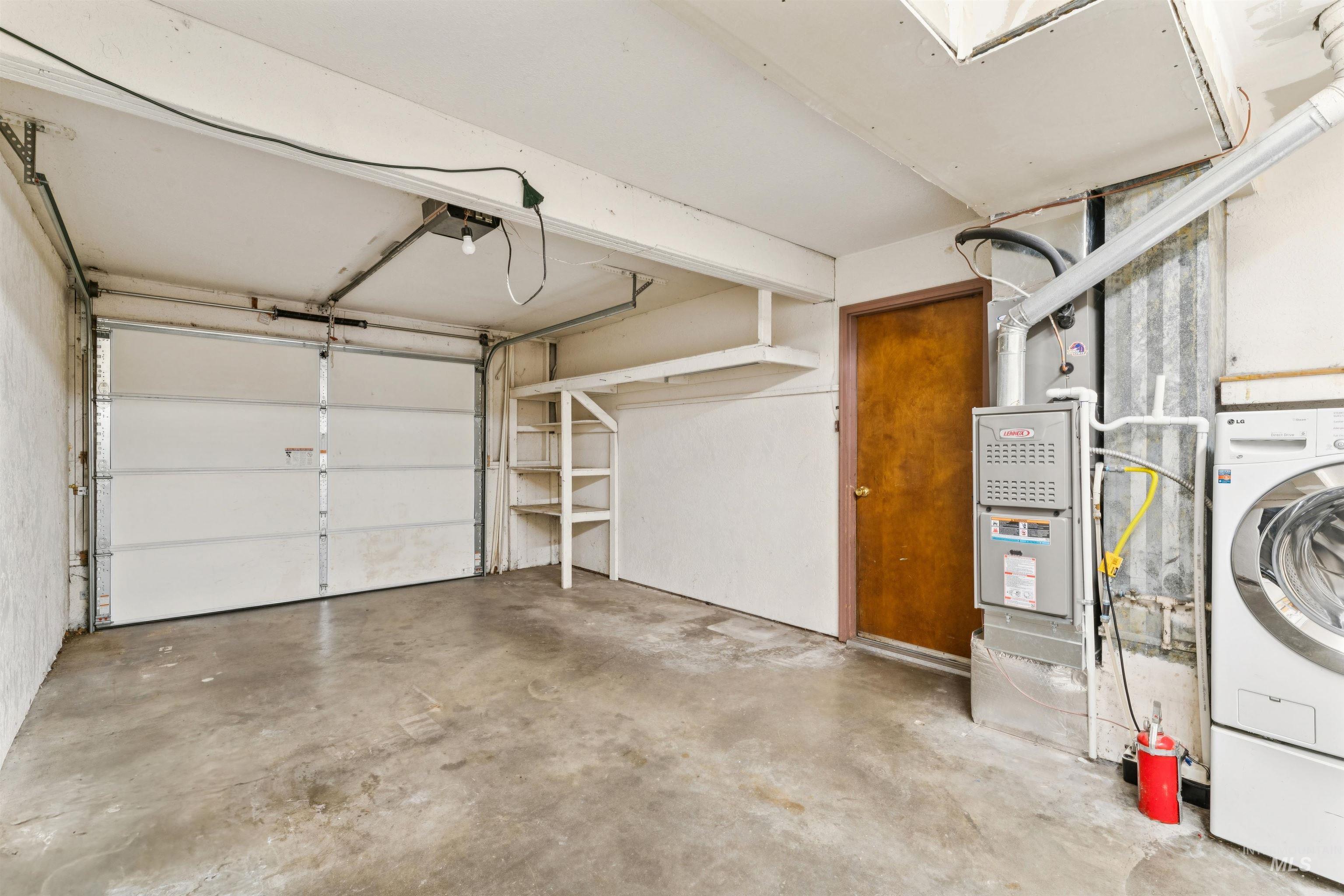4811 N Leather Way, Boise, Idaho 83713-1847, 4 Bedrooms, 3 Bathrooms, Residential For Sale, Price $545,000,MLS 98967670