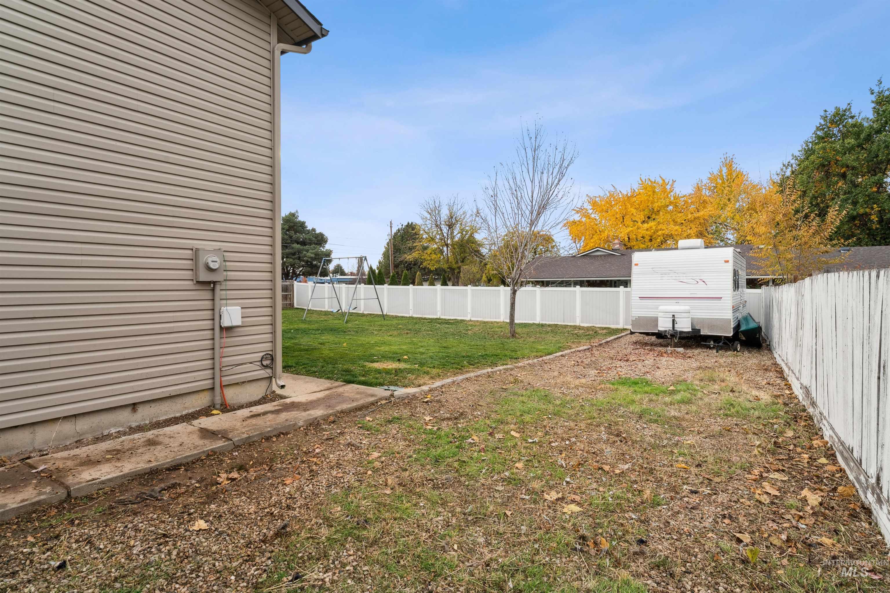 4811 N Leather Way, Boise, Idaho 83713-1847, 4 Bedrooms, 3 Bathrooms, Residential For Sale, Price $545,000,MLS 98967670