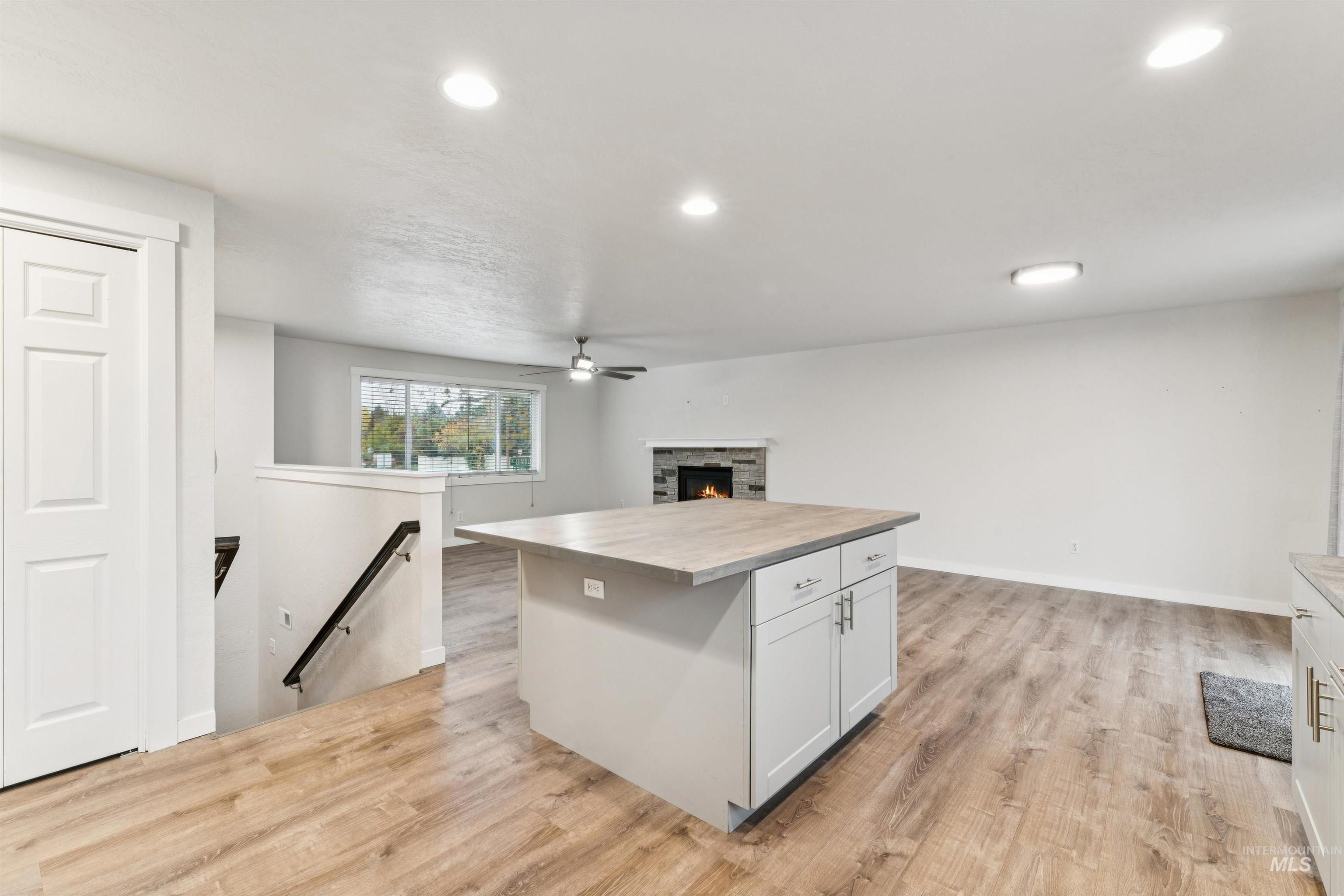 4811 N Leather Way, Boise, Idaho 83713-1847, 4 Bedrooms, 3 Bathrooms, Residential For Sale, Price $545,000,MLS 98967670