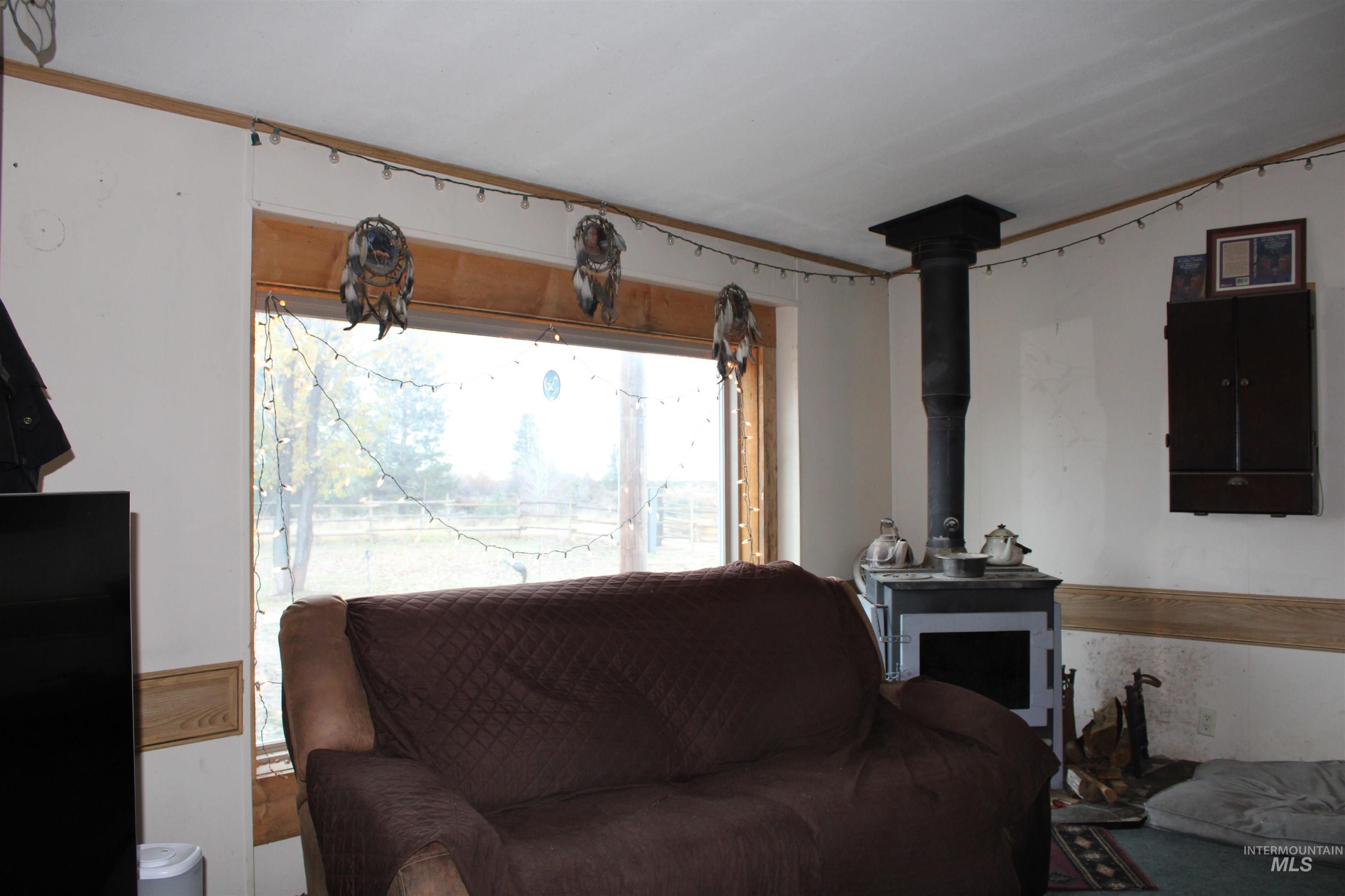 200 E Prairie Road, Prairie, Idaho 83647, 3 Bedrooms, 2.5 Bathrooms, Residential For Sale, Price $500,000, 98967675