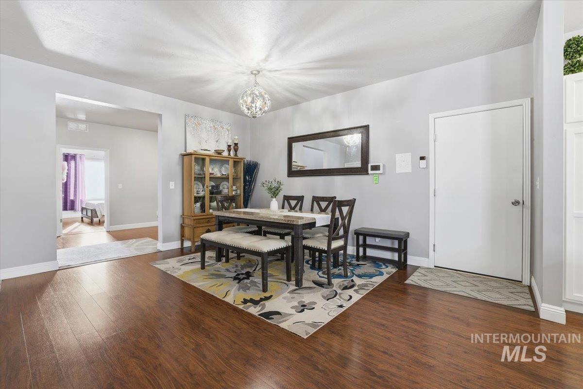 7501 W Swift Ln, Boise, Idaho 83704, 7 Bedrooms, 4.5 Bathrooms, Residential Income For Sale, Price $1,277,700,MLS 98967677