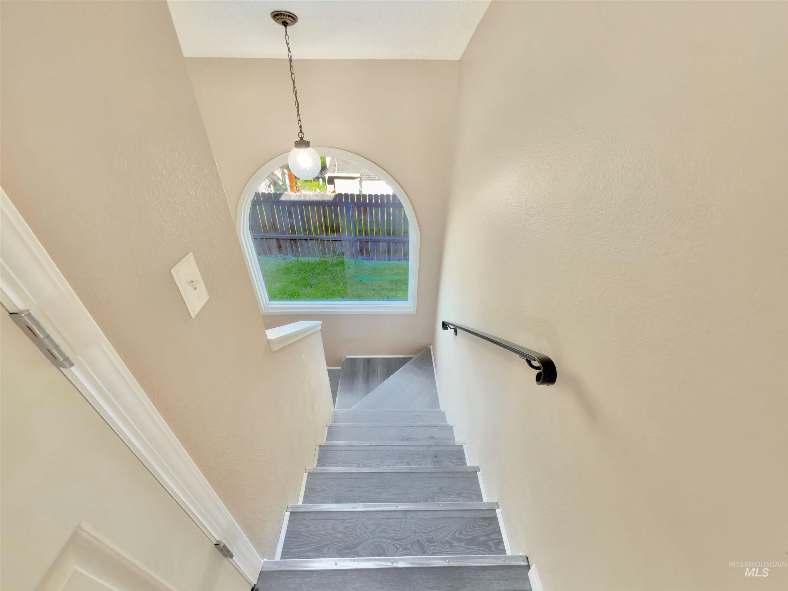 2933 Garfield Ct, Lewiston, Idaho 83501, 3 Bedrooms, 2 Bathrooms, Residential For Sale, Price $318,700,MLS 98967696