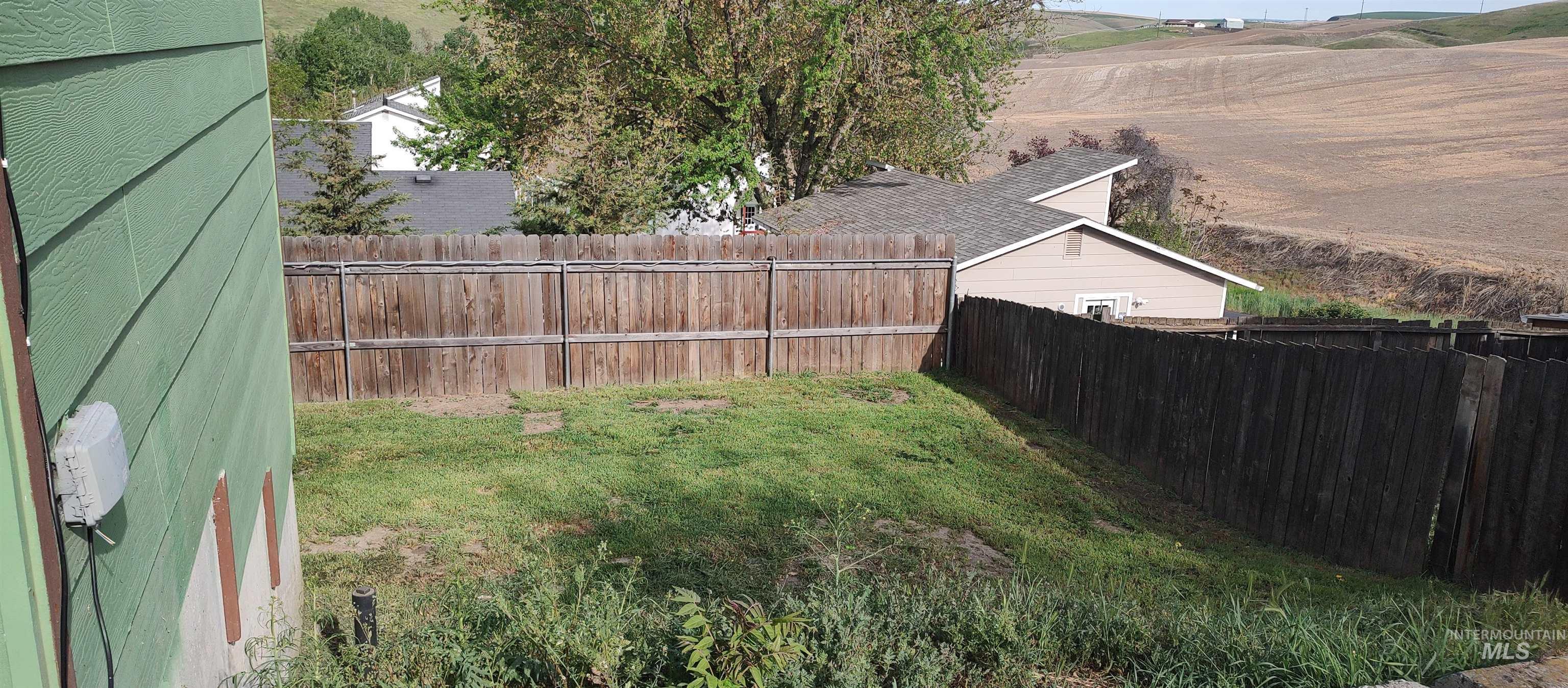 2933 Garfield Ct, Lewiston, Idaho 83501, 3 Bedrooms, 2 Bathrooms, Residential For Sale, Price $319,700,MLS 98967696