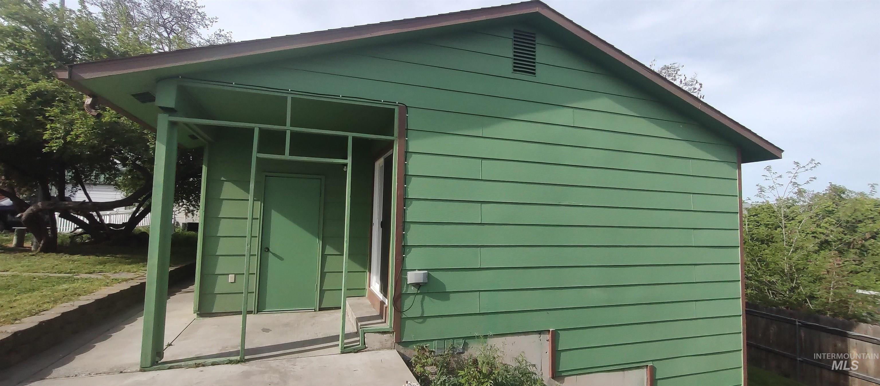 2933 Garfield Ct, Lewiston, Idaho 83501, 3 Bedrooms, 2 Bathrooms, Residential For Sale, Price $319,700,MLS 98967696