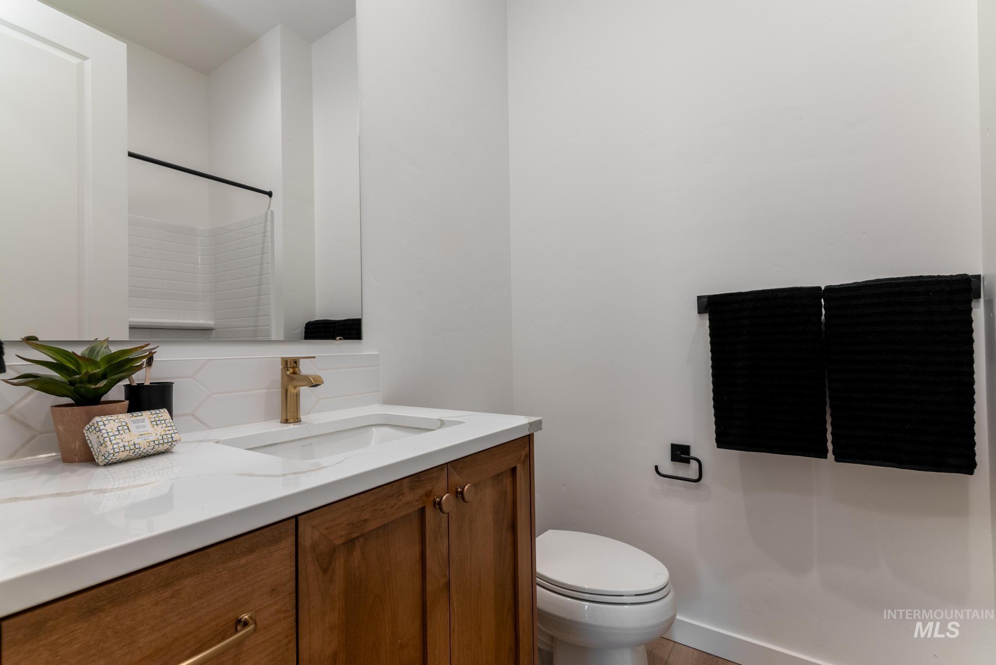 3627 N San Carlos Way, Star, Idaho 83669, 3 Bedrooms, 3 Bathrooms, Residential For Sale, Price $659,000,MLS 98967698