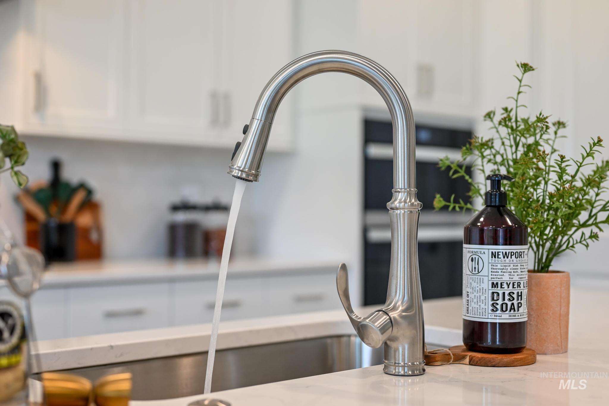 3641 N San Carlos Way, Star, Idaho 83669, 3 Bedrooms, 2.5 Bathrooms, Residential For Sale, Price $639,000,MLS 98967699