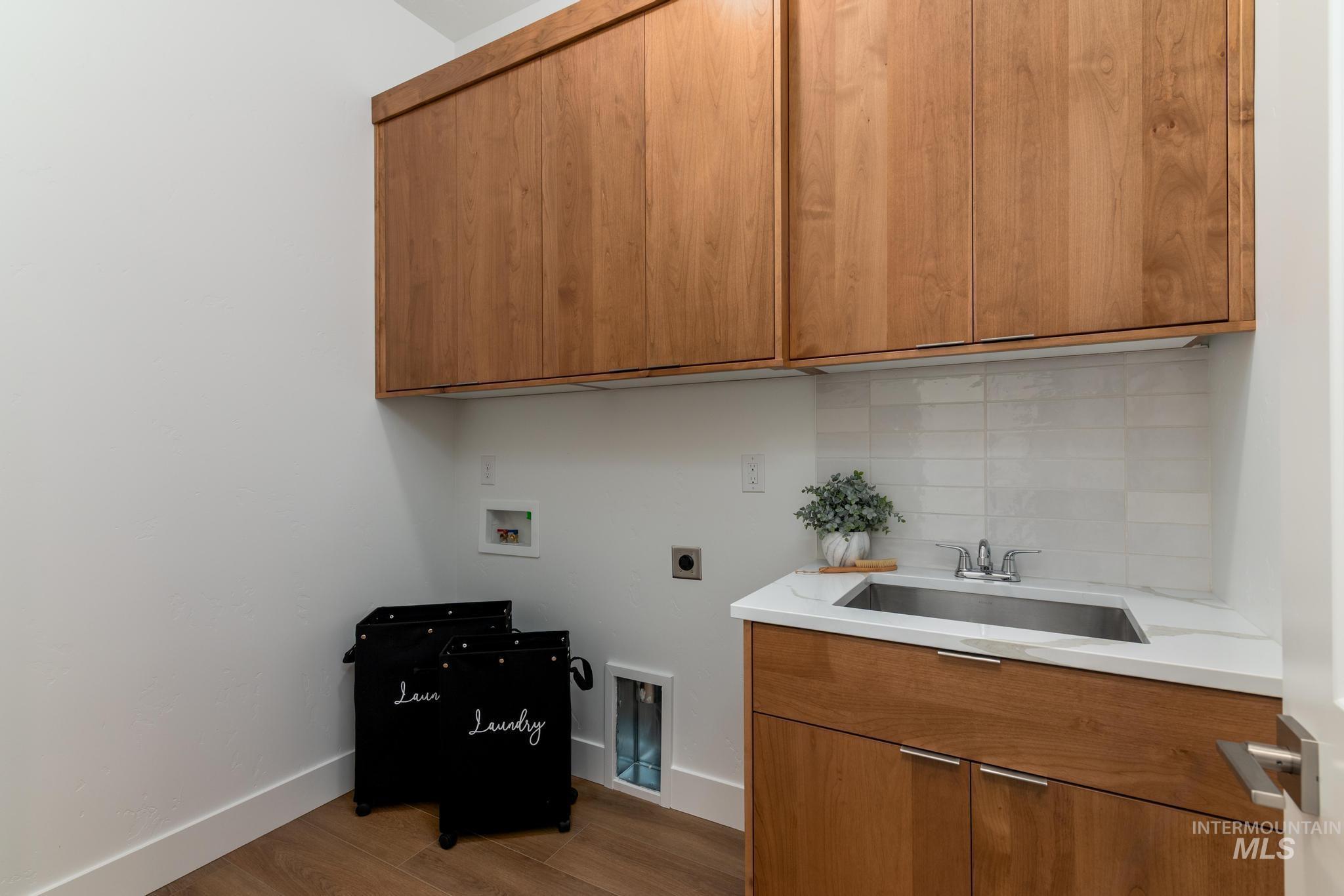 3659 N San Carlos Way, Star, Idaho 83669, 3 Bedrooms, 2.5 Bathrooms, Residential For Sale, Price $629,000,MLS 98967700