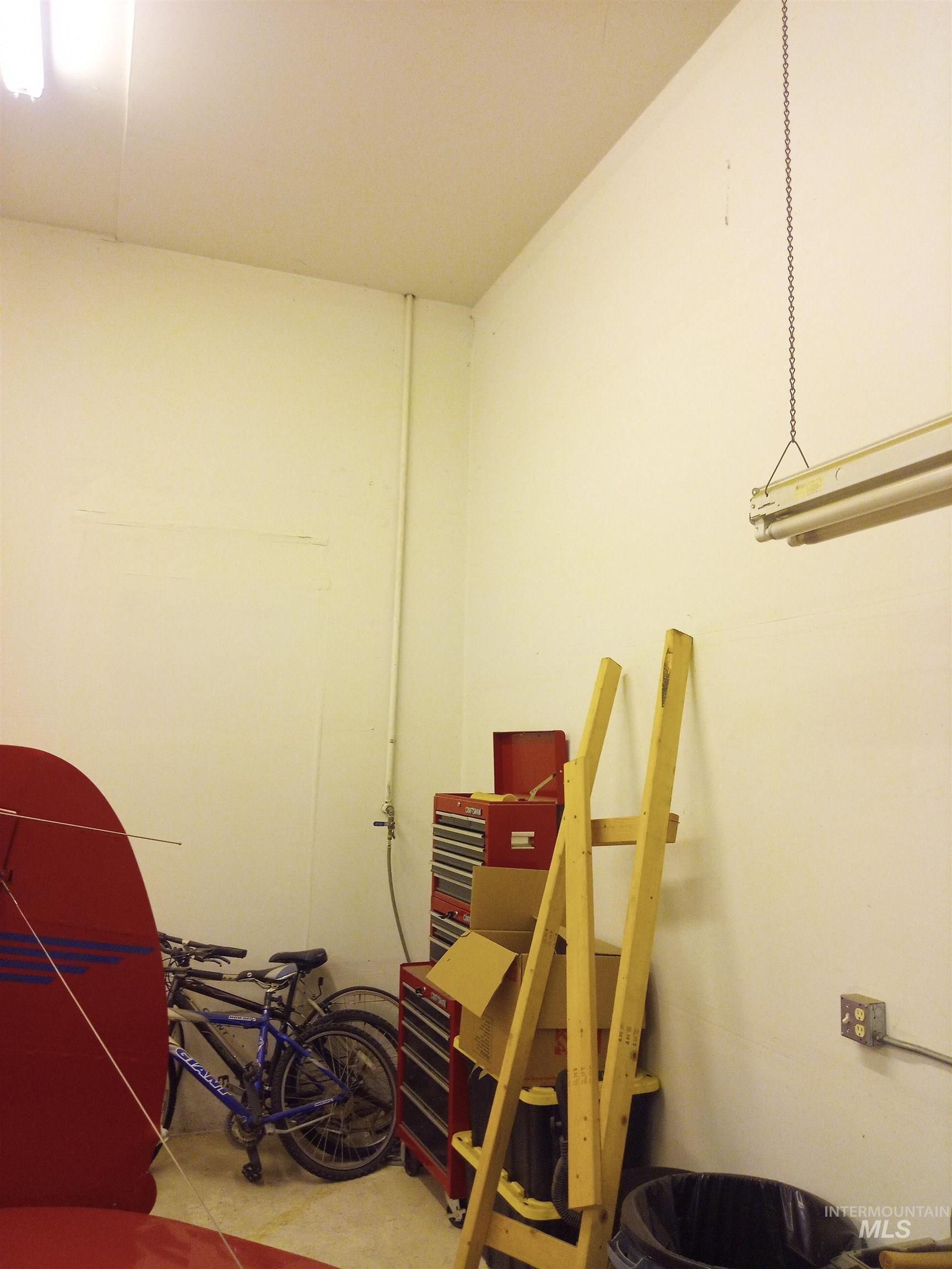 4321 Aviation Way, Caldwell, Idaho 83605, Business/Commercial For Sale, Price $218,500,MLS 98967702