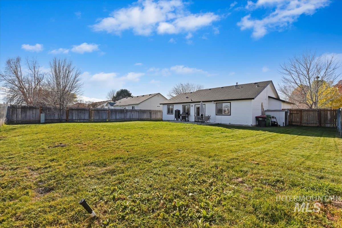 1070 Muscovy, Meridian, Idaho 83642, 3 Bedrooms, 2 Bathrooms, Residential For Sale, Price $397,500,MLS 98967705